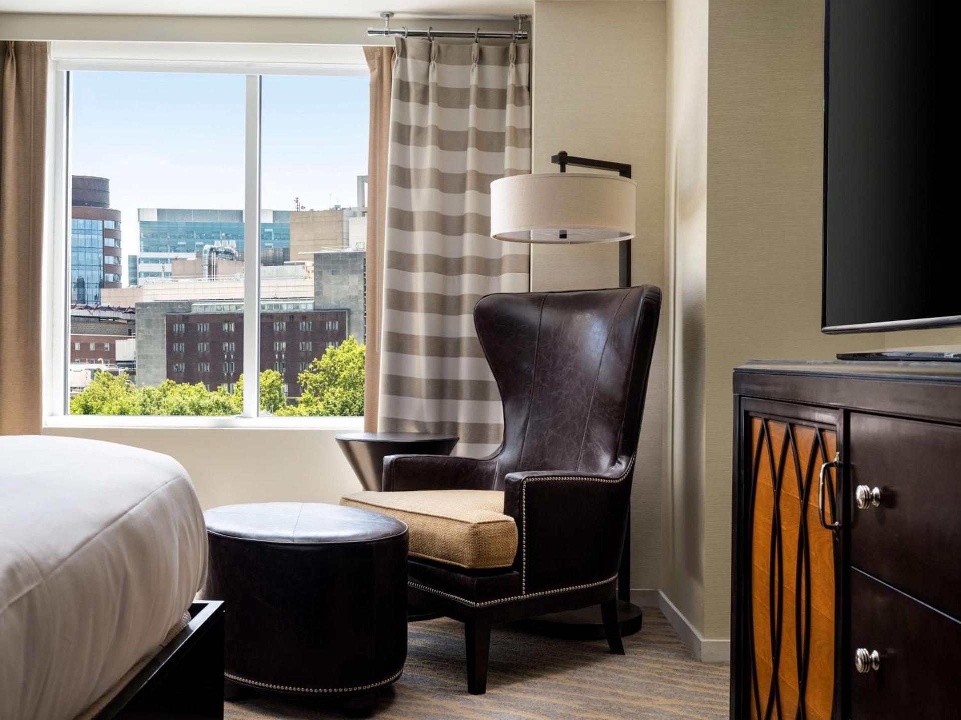 The Inn at Penn, A Hilton Hotel photo 16