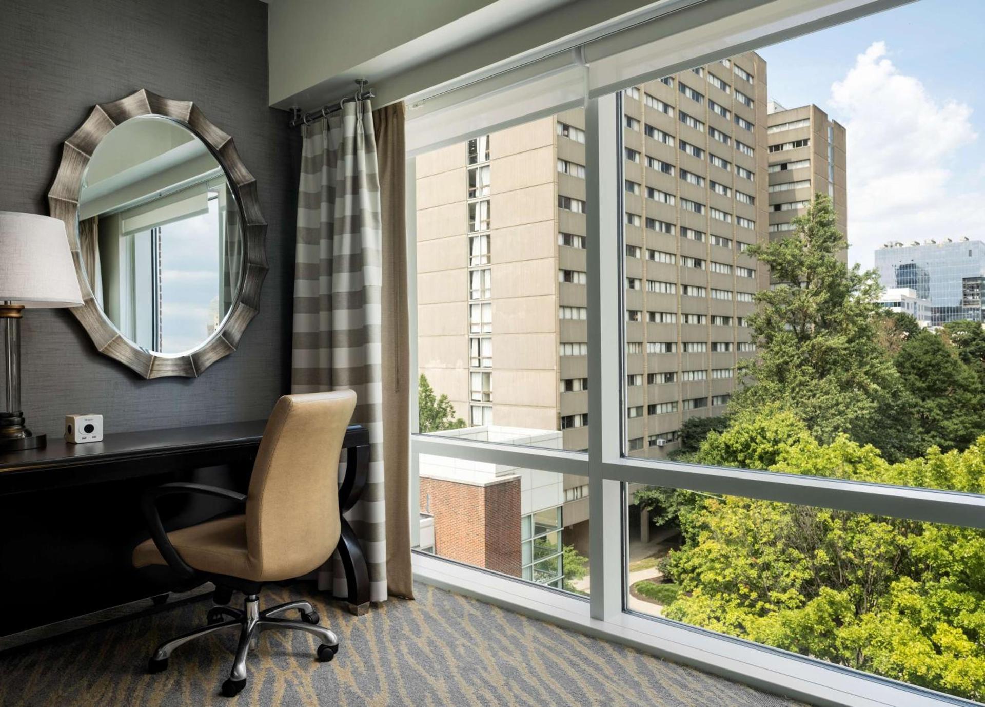 The Inn at Penn, A Hilton Hotel photo 17