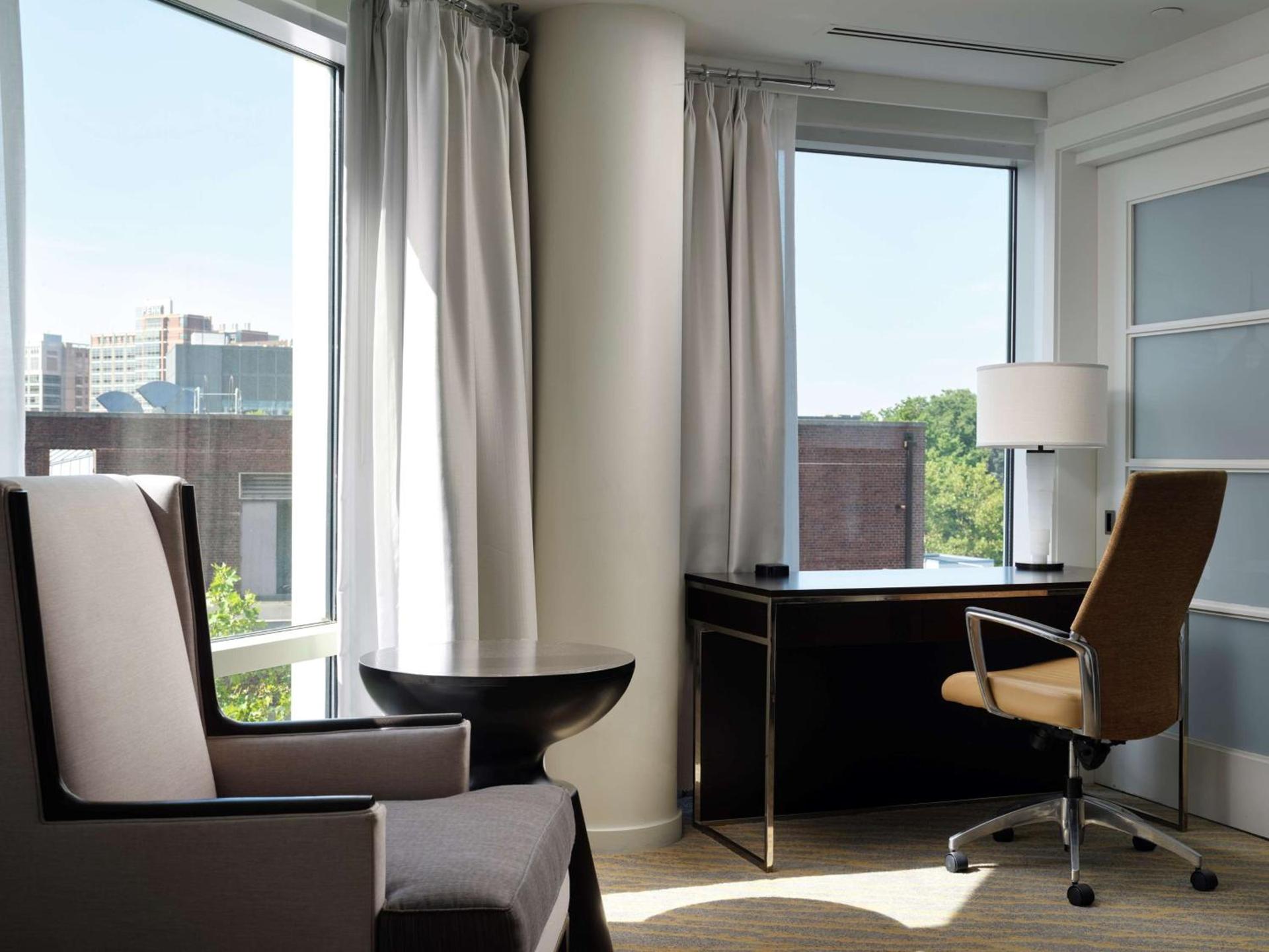 The Inn at Penn, A Hilton Hotel photo 24