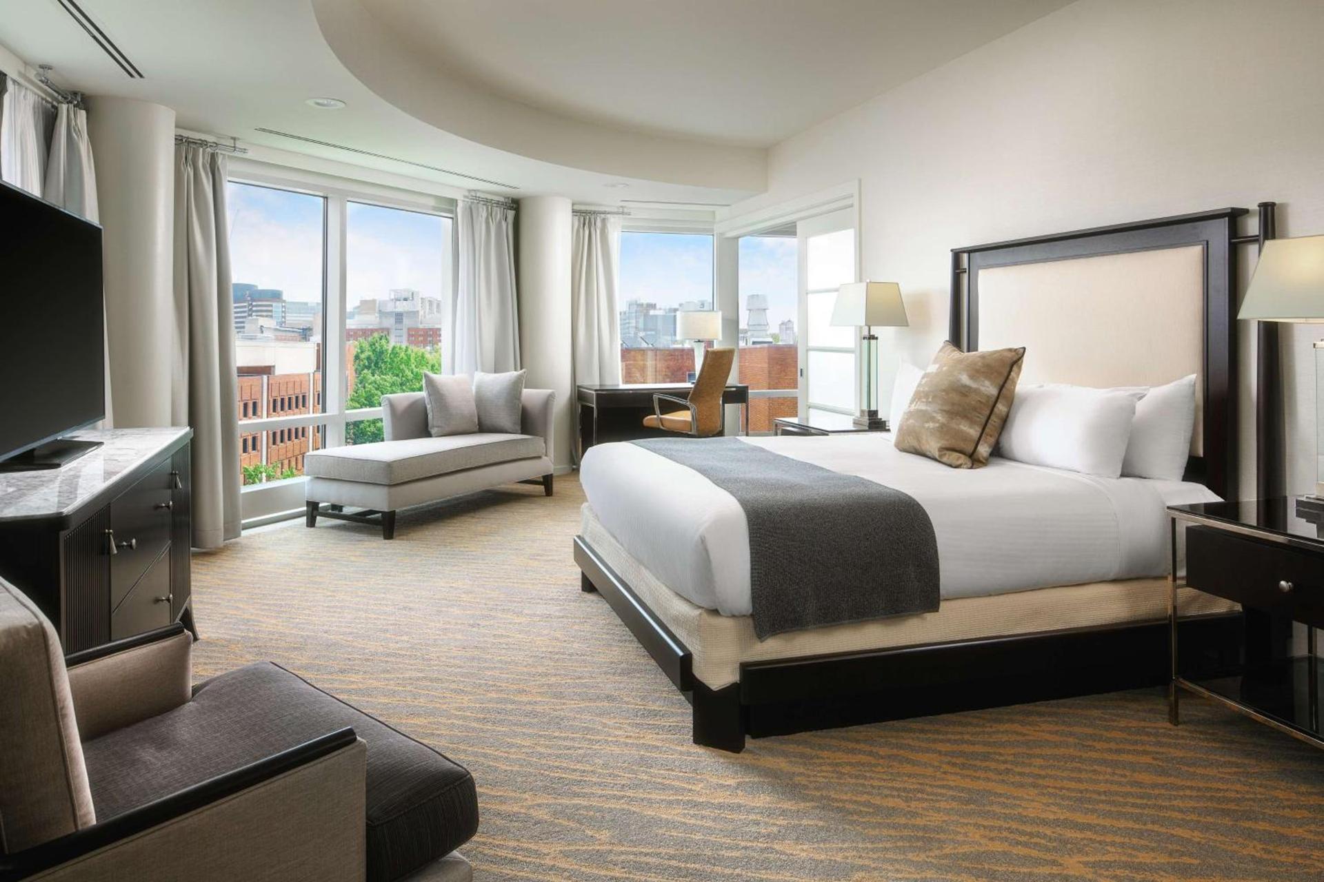 The Inn at Penn, A Hilton Hotel photo 31