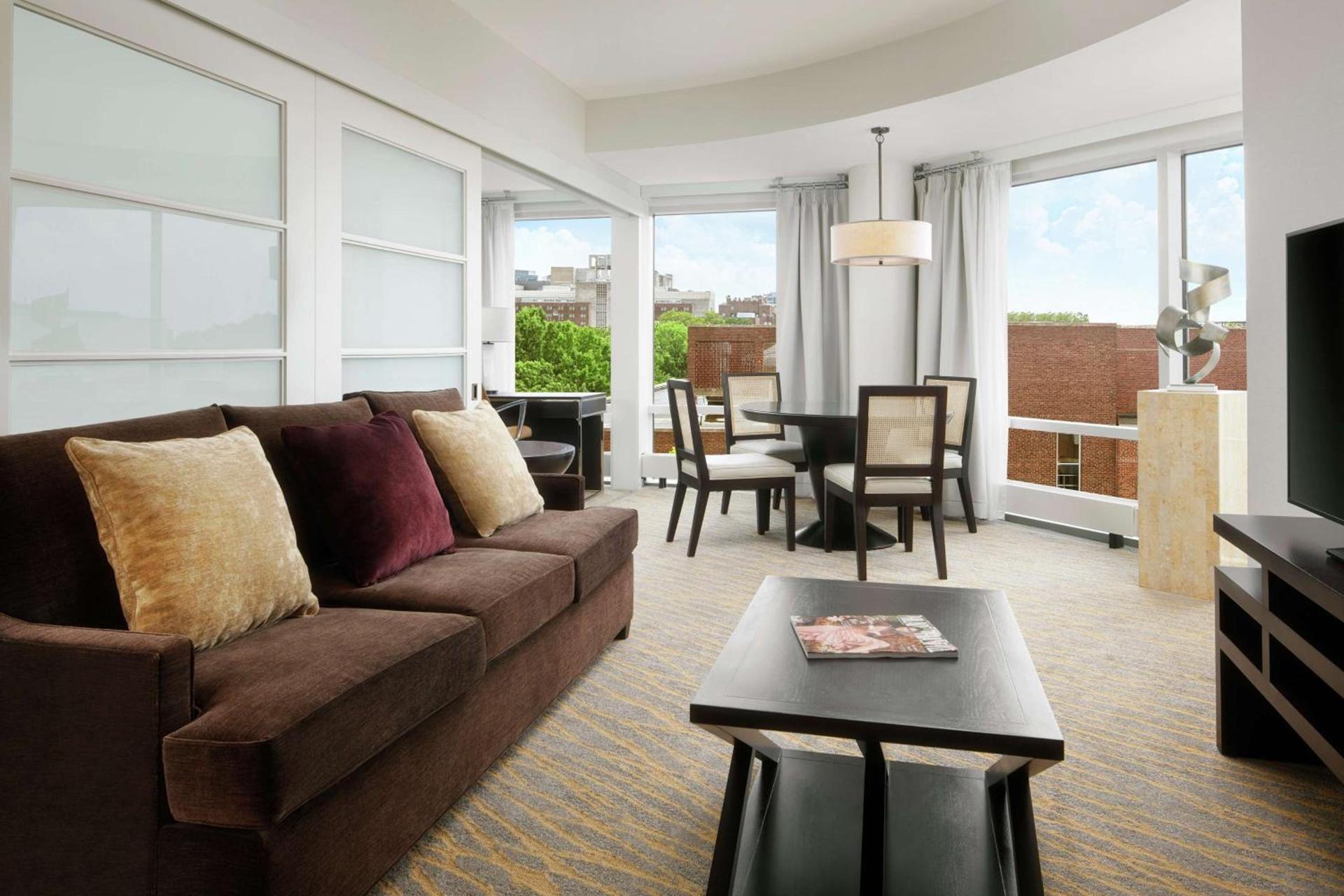 The Inn at Penn, A Hilton Hotel photo 35