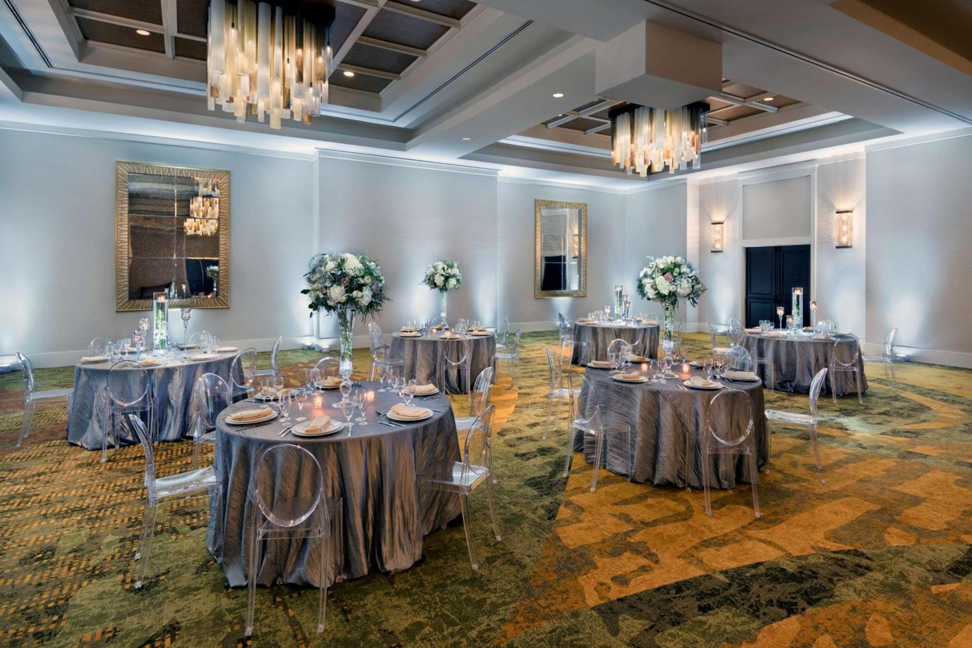 The Inn at Penn, A Hilton Hotel photo 41