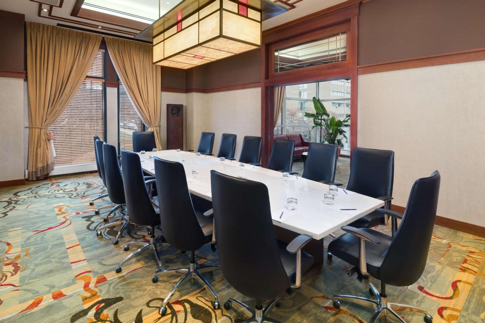 The Inn at Penn, A Hilton Hotel photo 42
