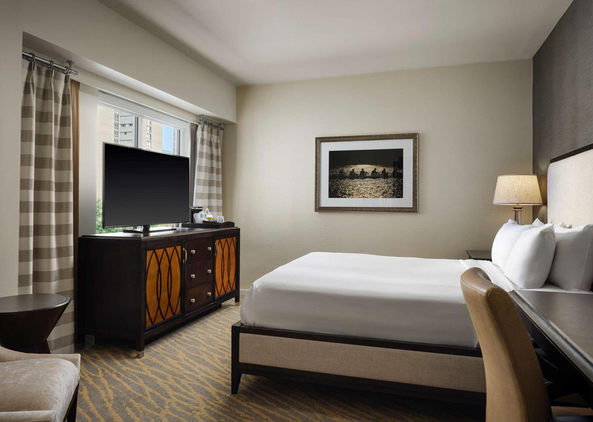 The Inn at Penn, A Hilton Hotel photo 59