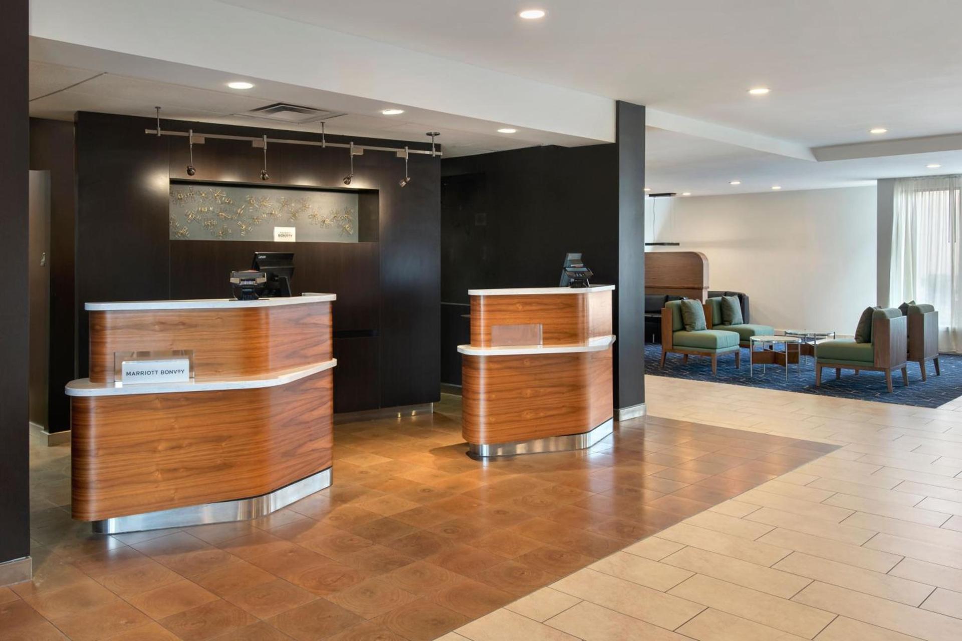 Courtyard by Marriott New Haven Wallingford photo 2