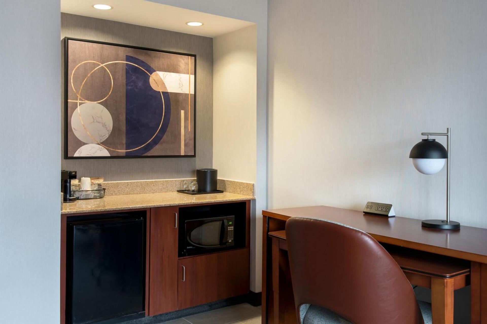 Courtyard by Marriott New Haven Wallingford photo 18