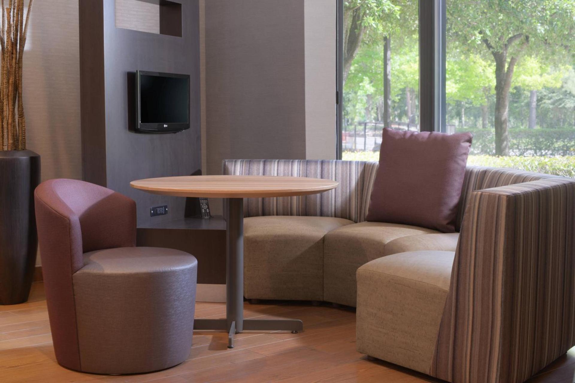 Courtyard by Marriott Houston Northwest photo 14