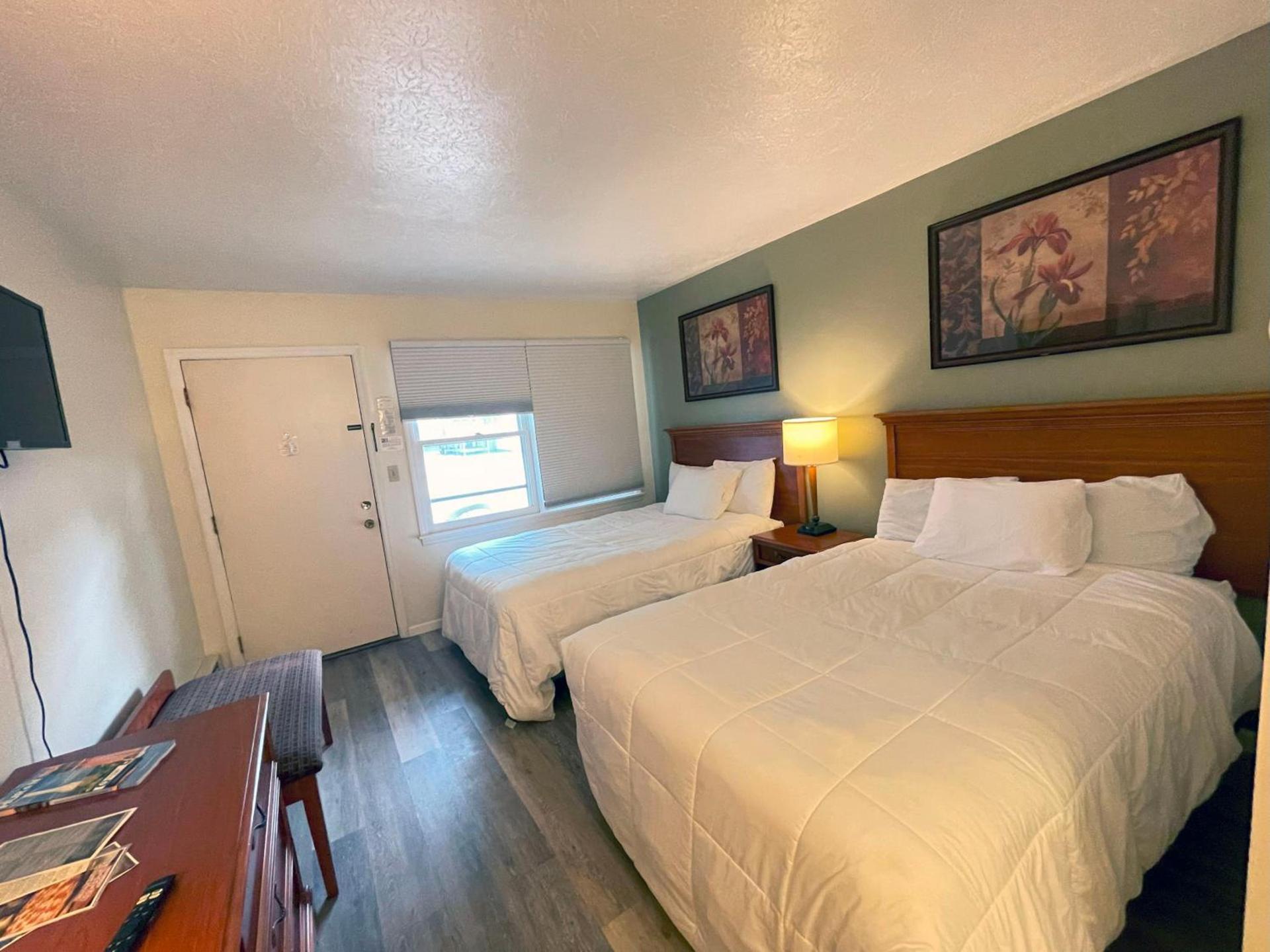Plantation Motel photo 36