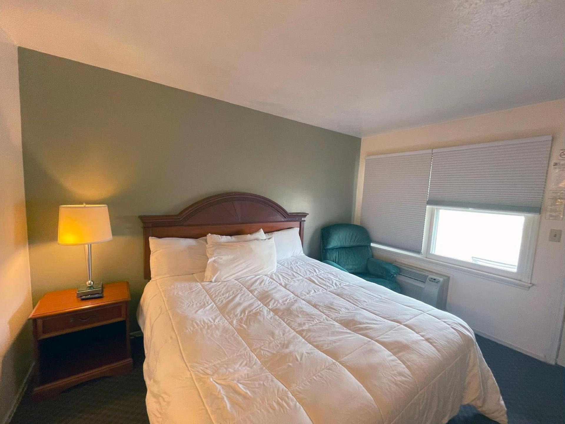 Plantation Motel photo 42