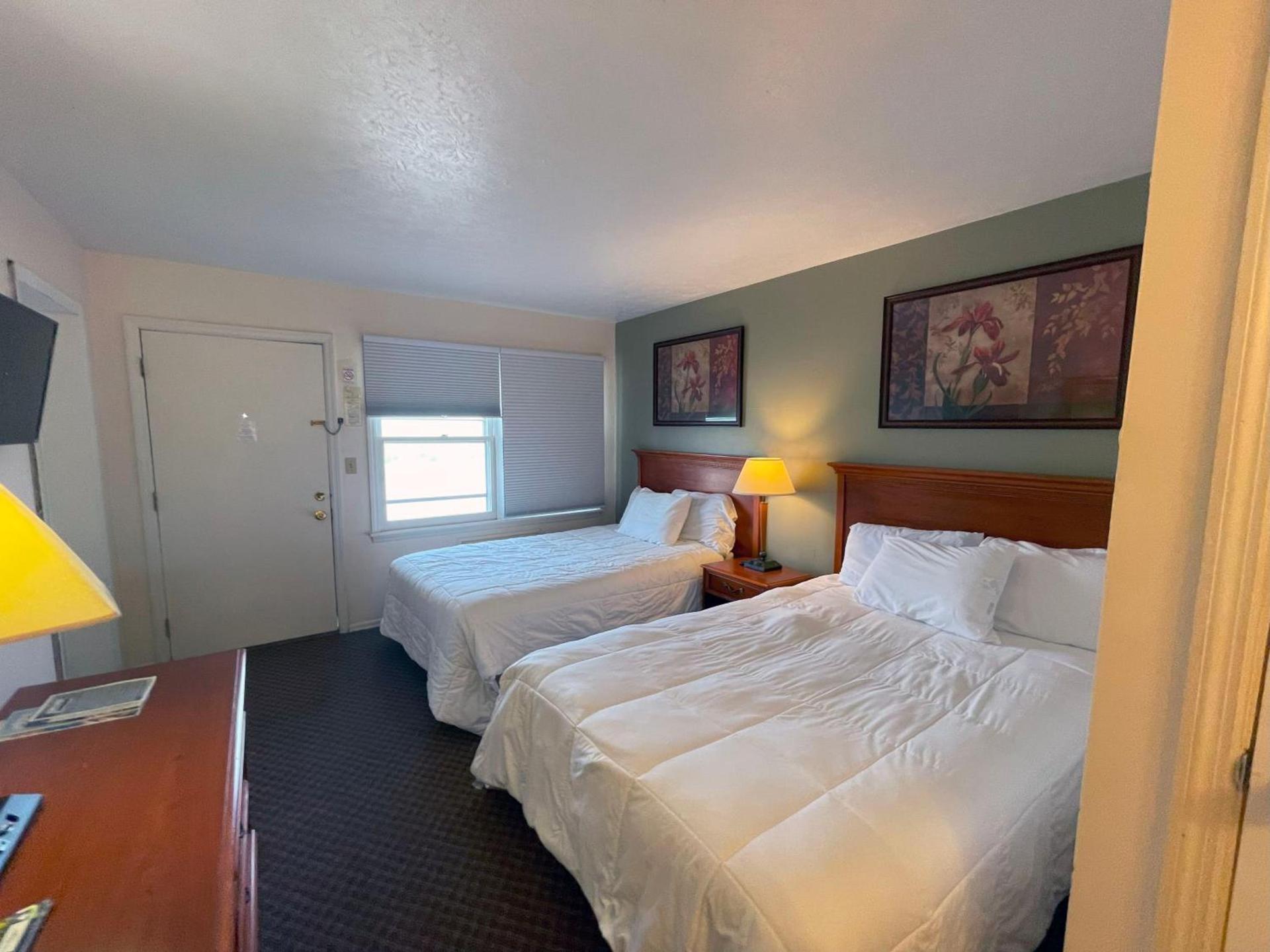 Plantation Motel photo 53