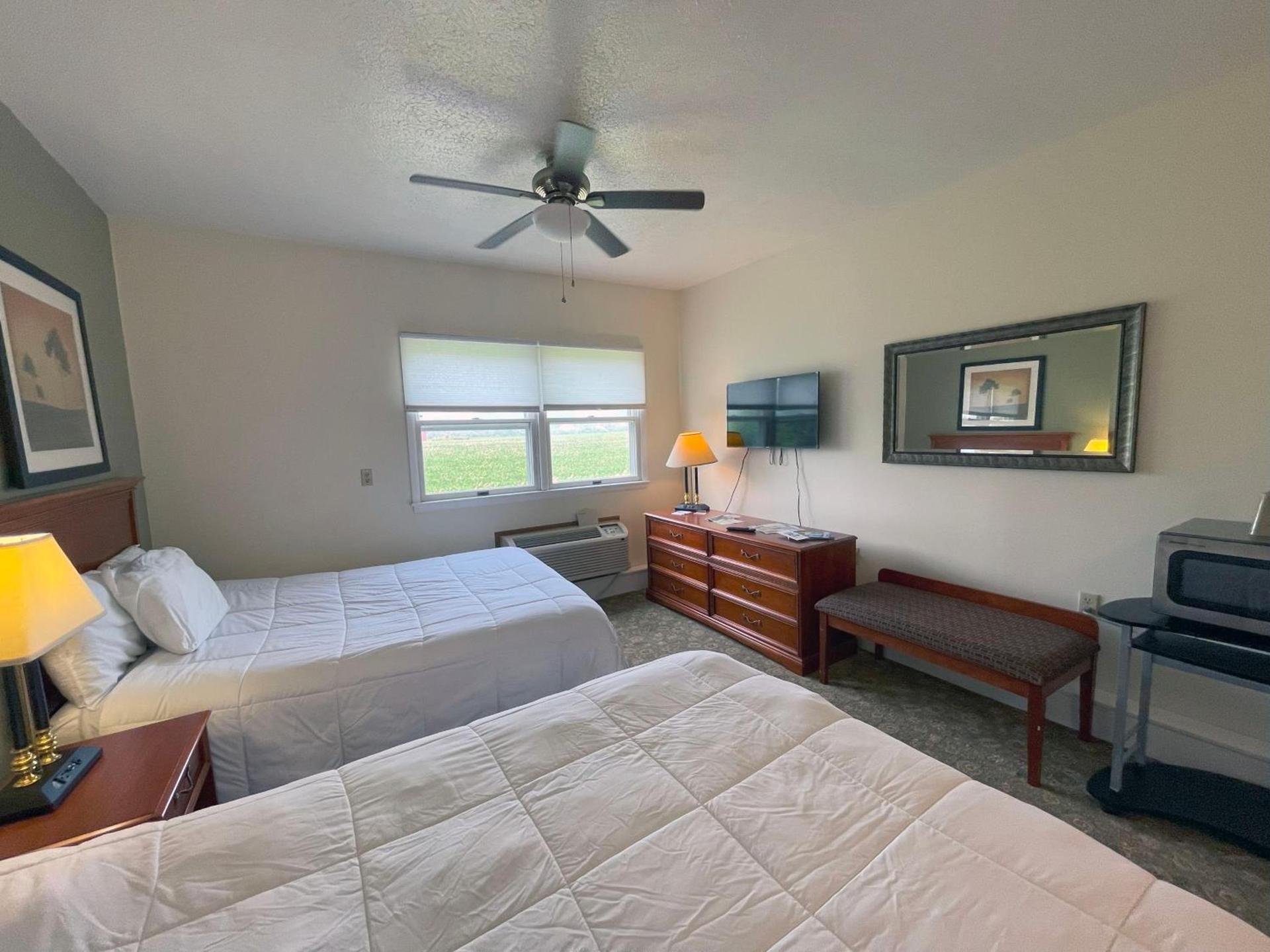 Plantation Motel photo 61