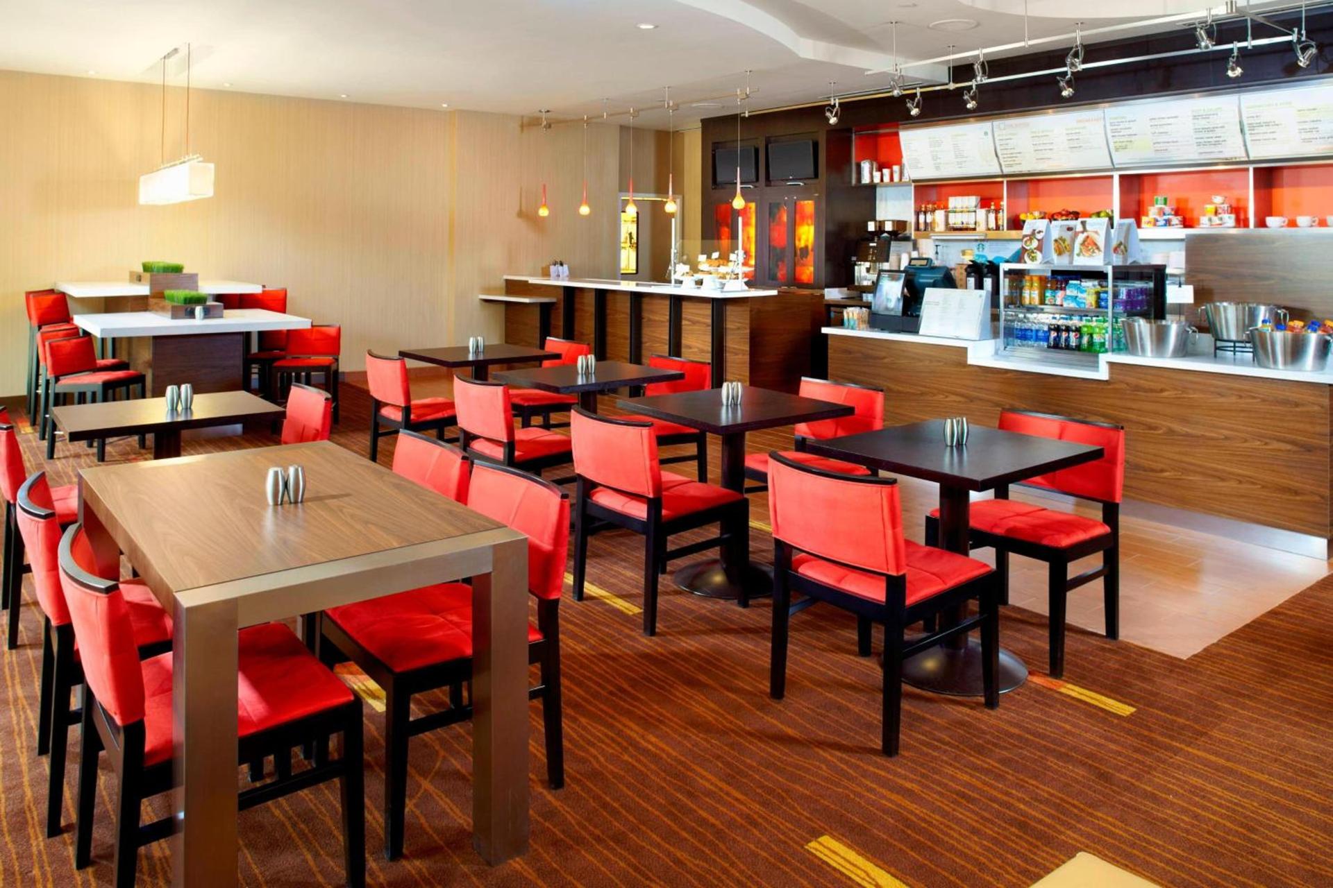 Courtyard by Marriott Pittsburgh West Homestead Waterfront photo 13