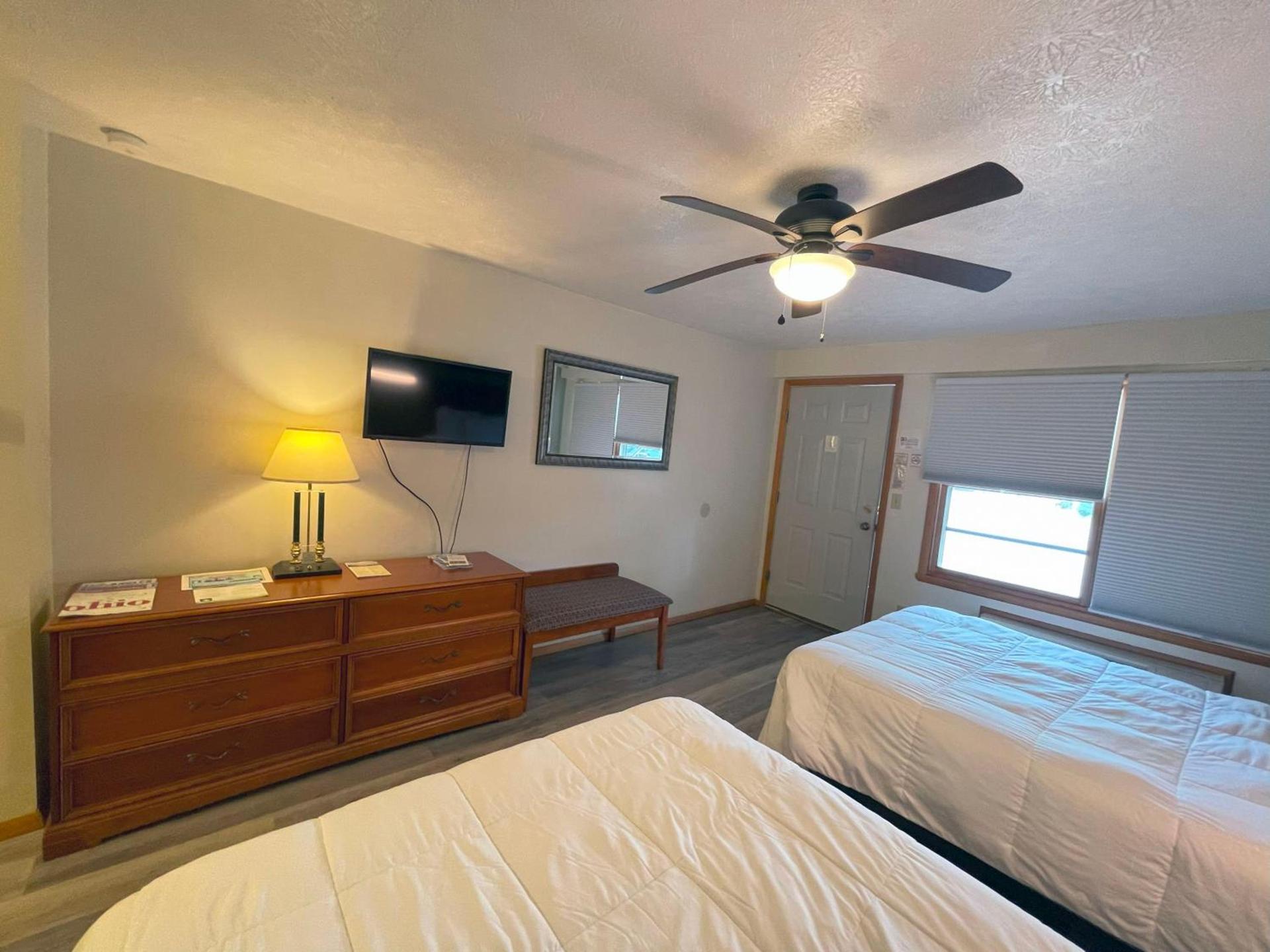 Plantation Motel photo 68