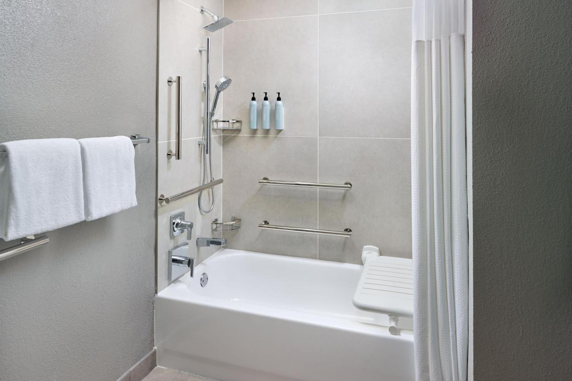 Courtyard by Marriott Atlanta Executive Park/Emory photo 15