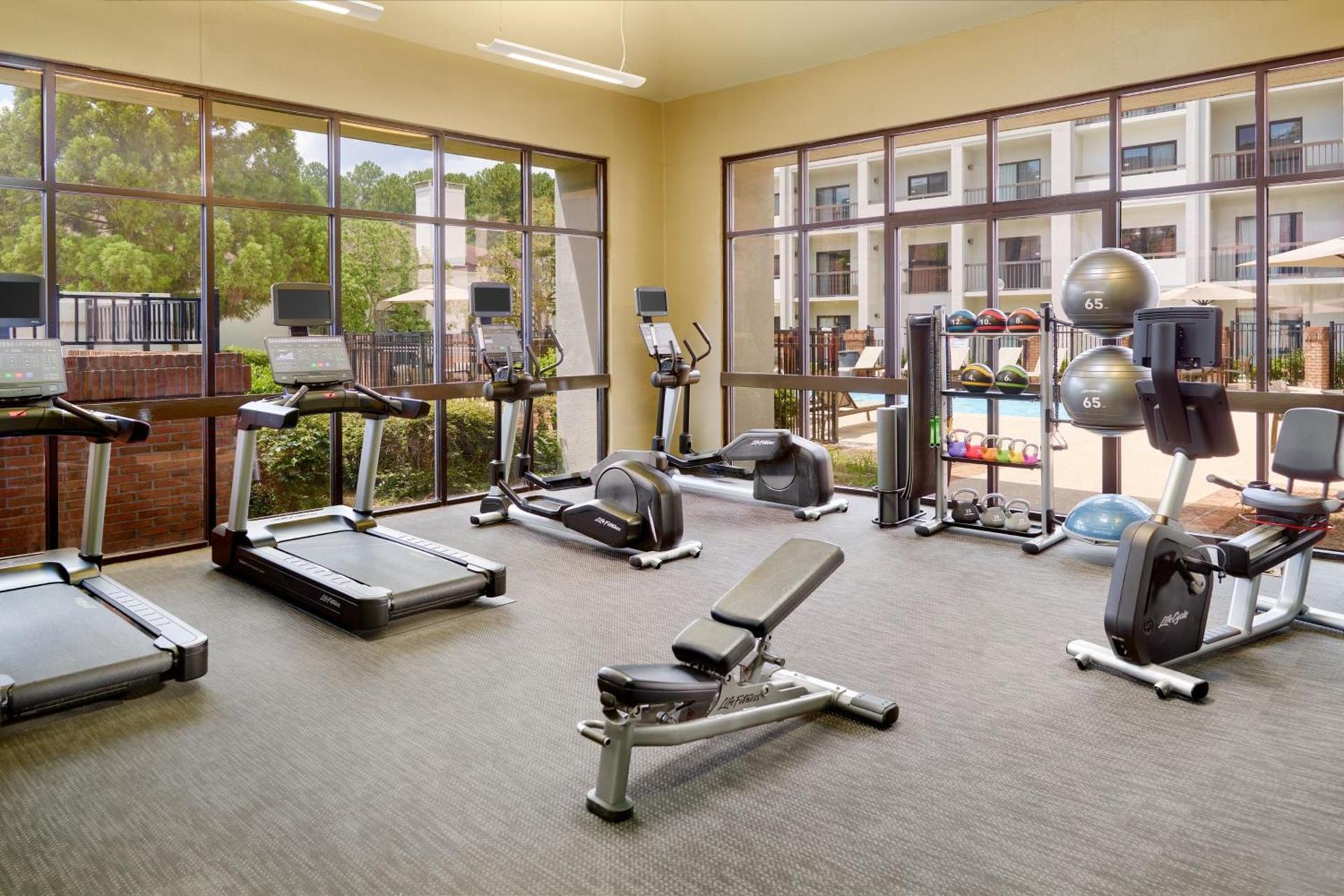 Courtyard by Marriott Atlanta Executive Park/Emory photo 28