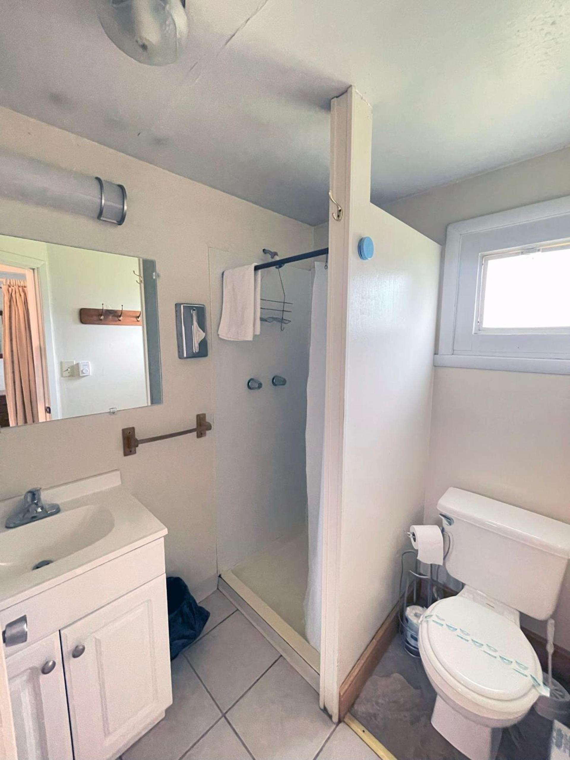 Plantation Motel photo 84