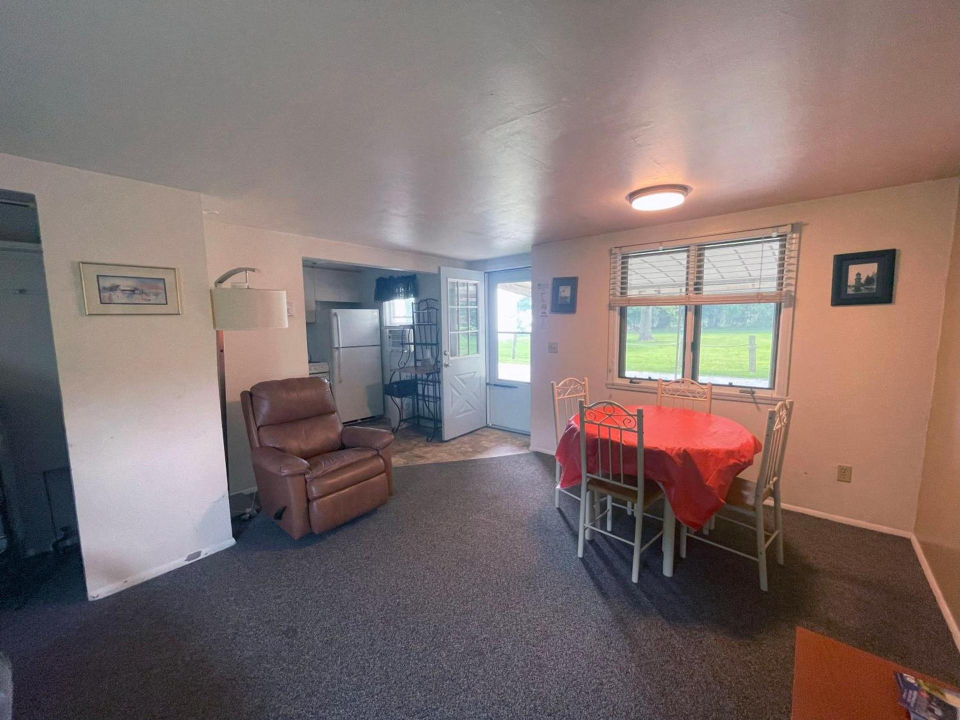 Plantation Motel photo 75