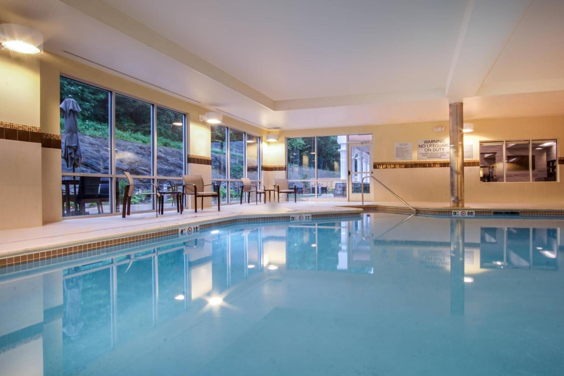 Courtyard by Marriott Lenox Berkshires photo 25
