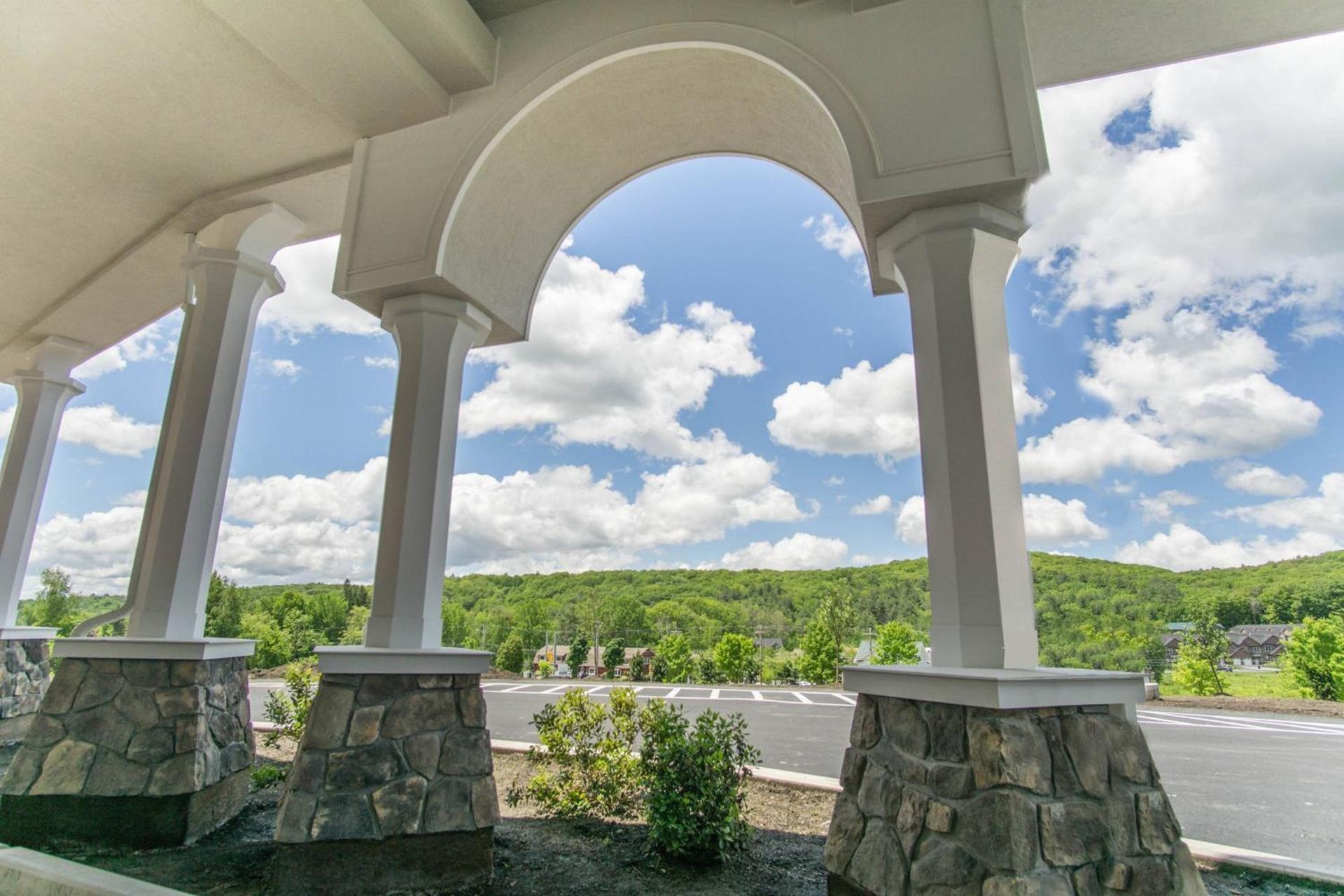 Courtyard by Marriott Lenox Berkshires photo 4