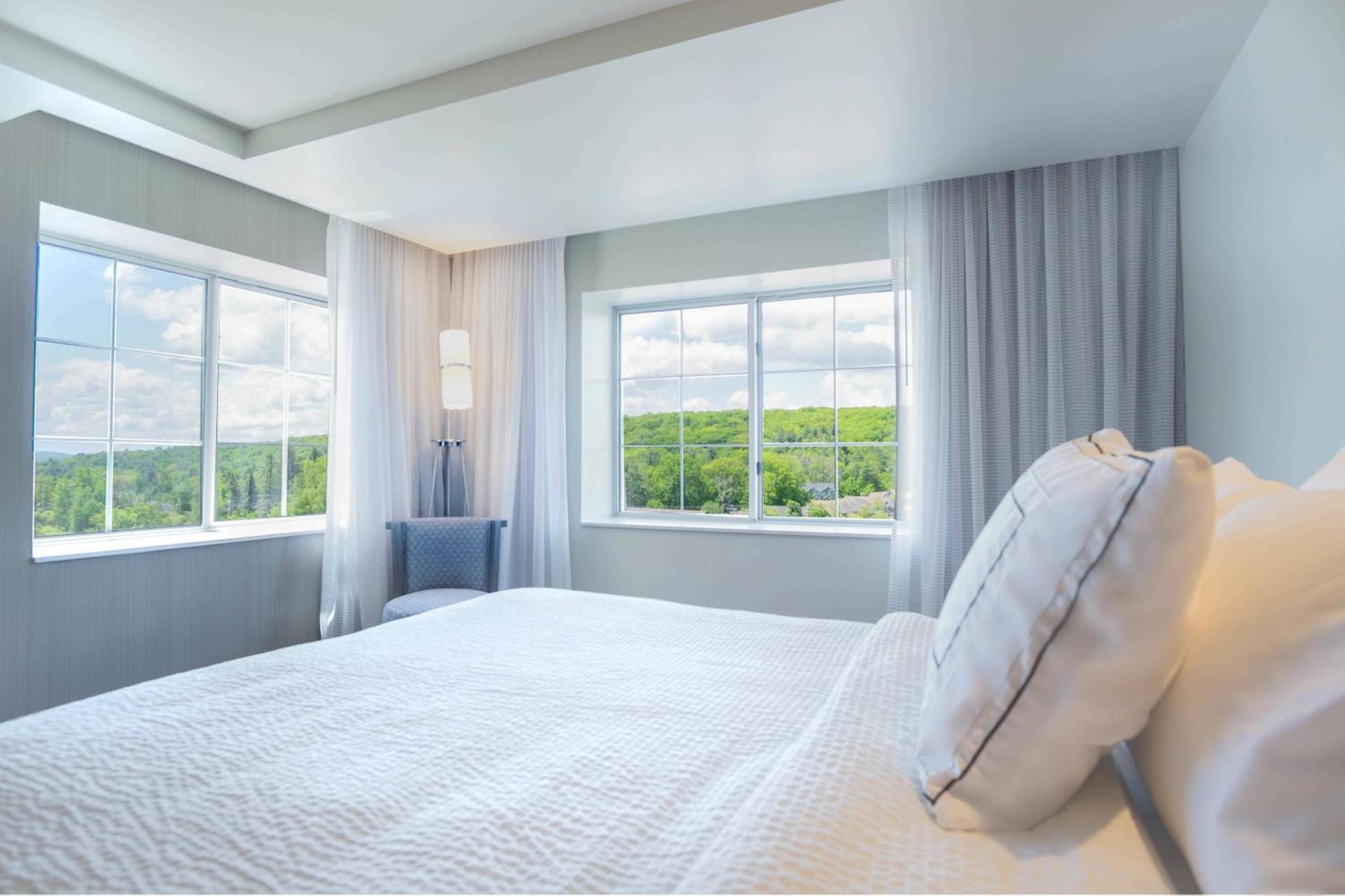 Courtyard by Marriott Lenox Berkshires photo 13