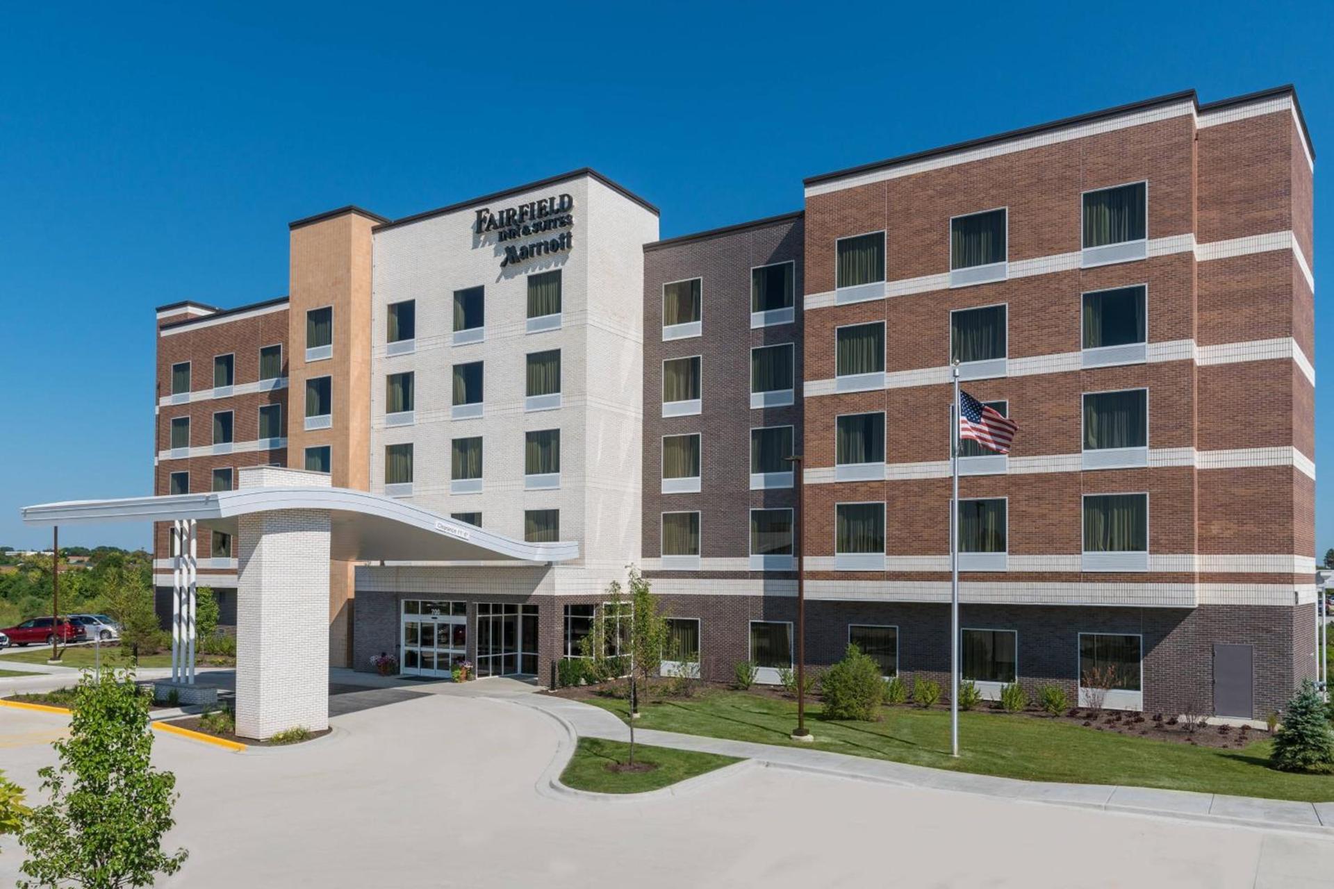 Fairfield Inn & Suites by Marriott Chicago Schaumburg photo 1