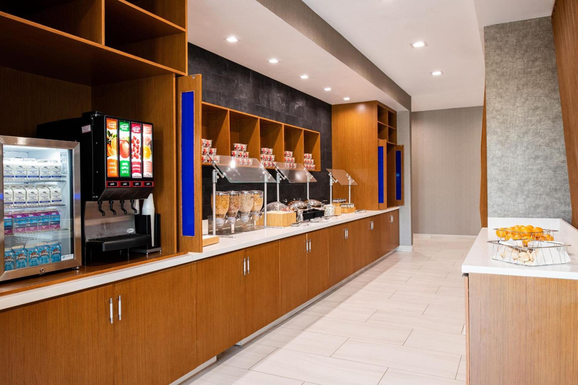 SpringHill Suites by Marriott Riverside Redlands photo 31