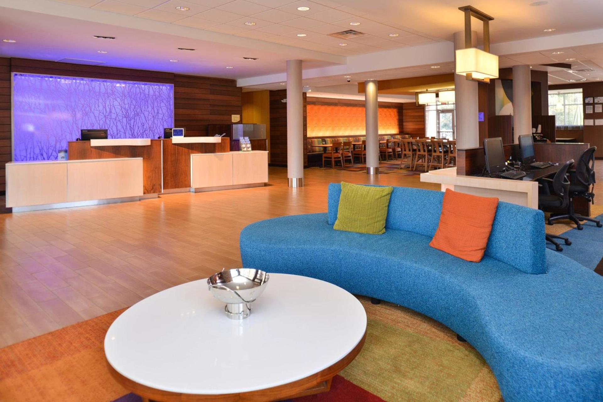Fairfield Inn and Suites by Marriott Calhoun photo 4
