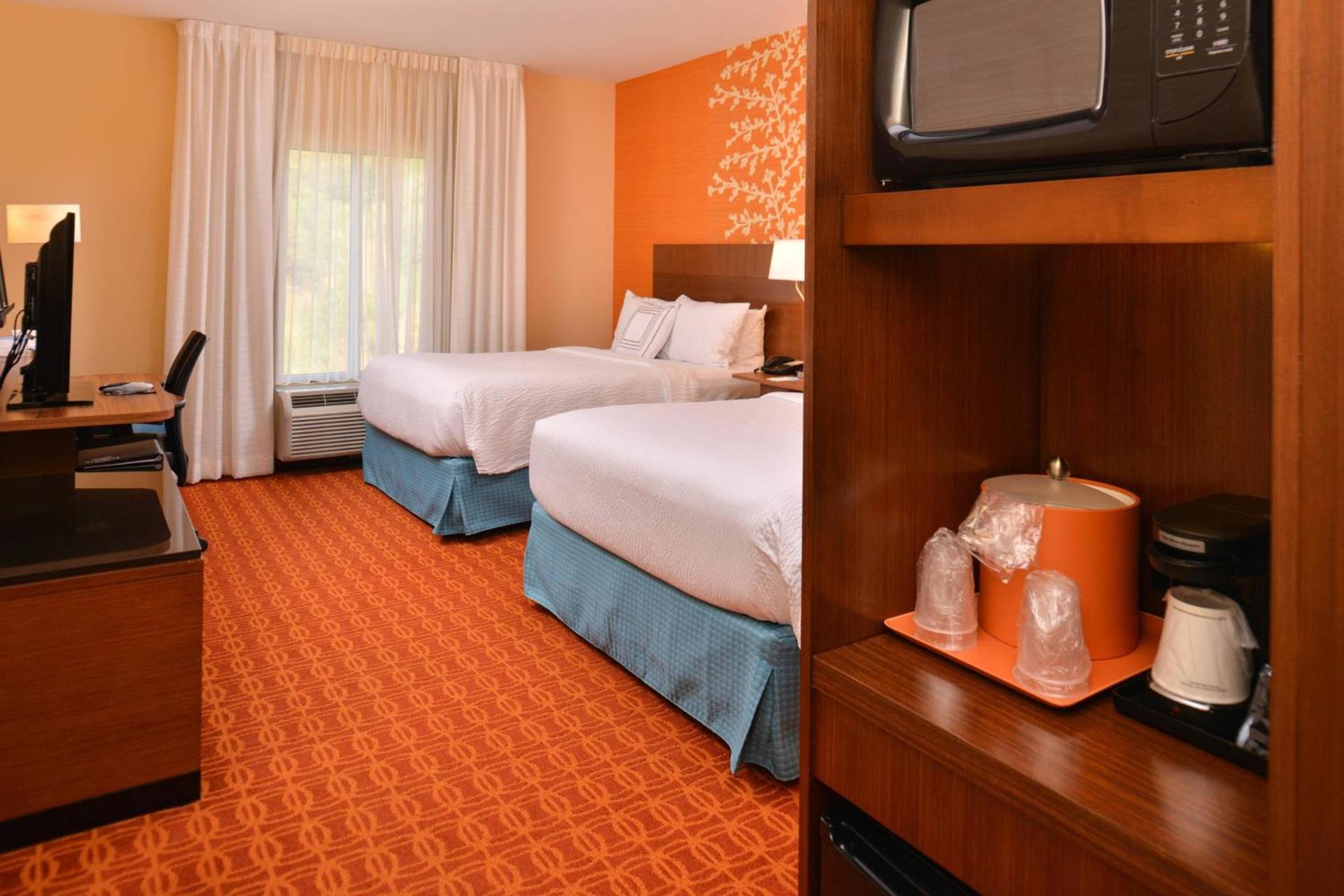 Fairfield Inn and Suites by Marriott Calhoun photo 5