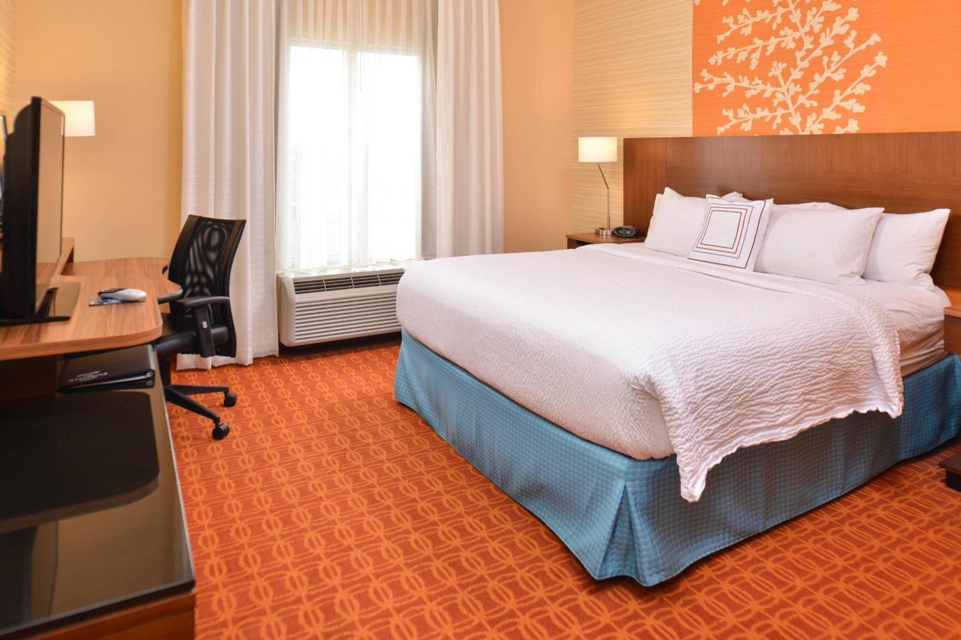Fairfield Inn and Suites by Marriott Calhoun photo 6