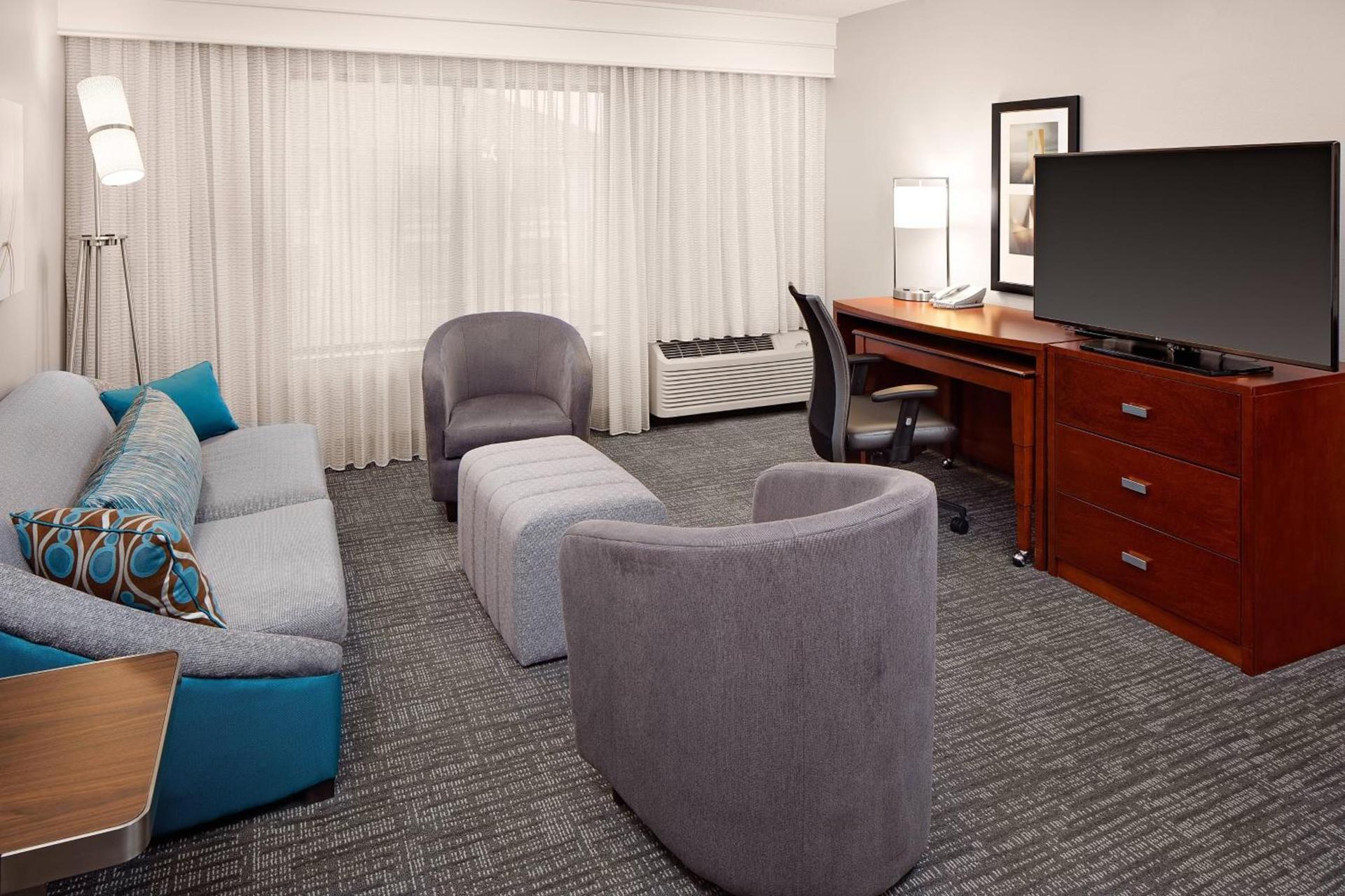Courtyard by Marriott Houston Rice University photo 7