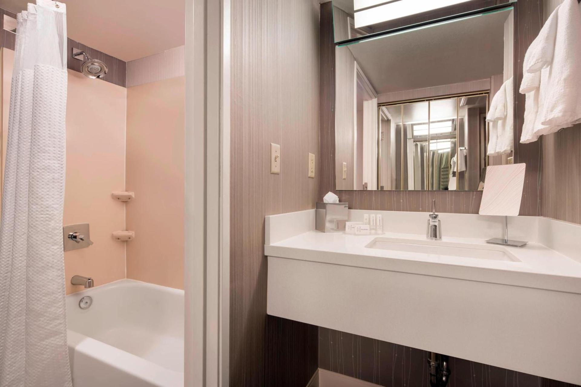 Courtyard by Marriott Scottsdale Old Town photo 17