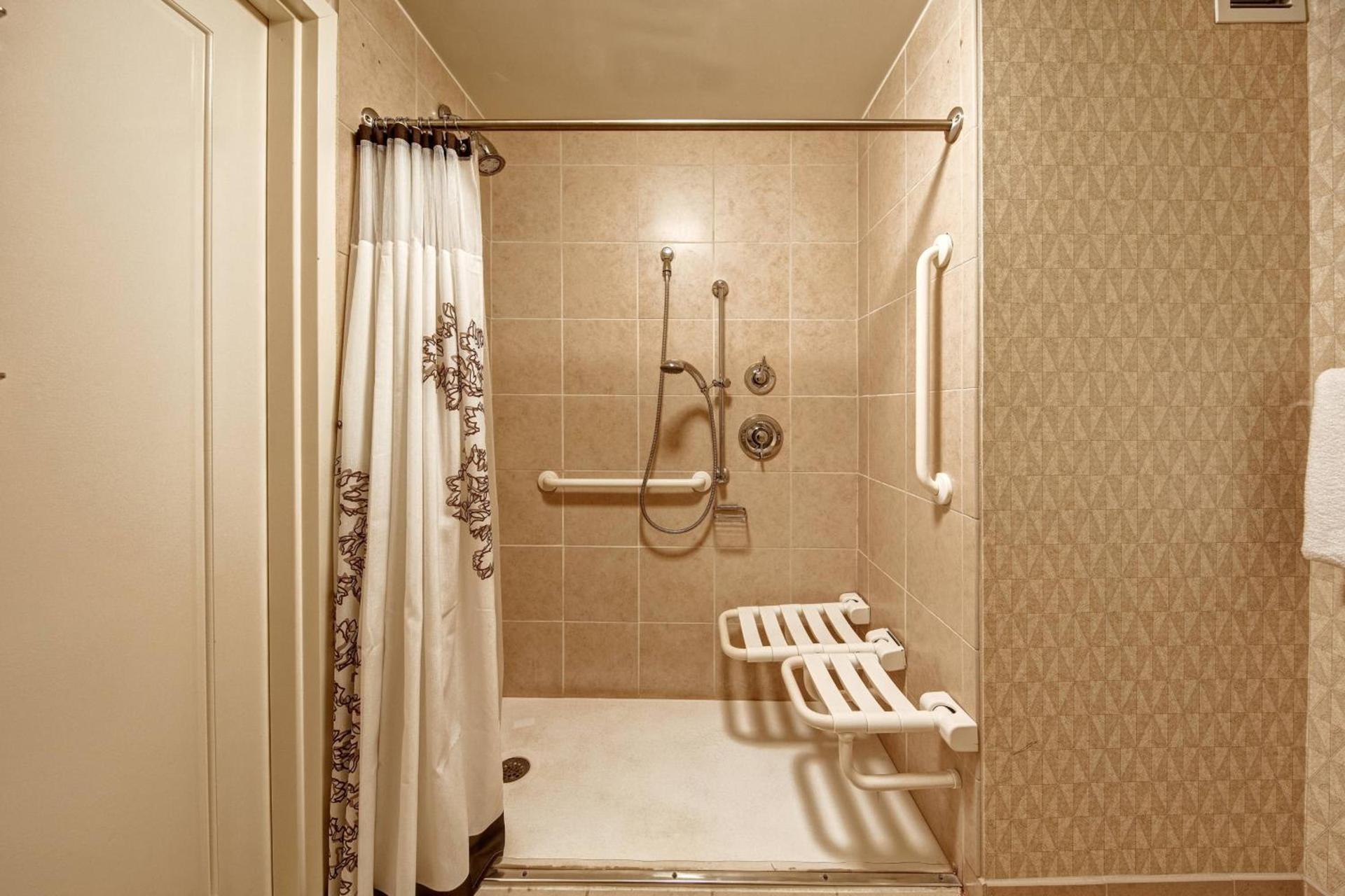 Residence Inn Norfolk Downtown photo 17