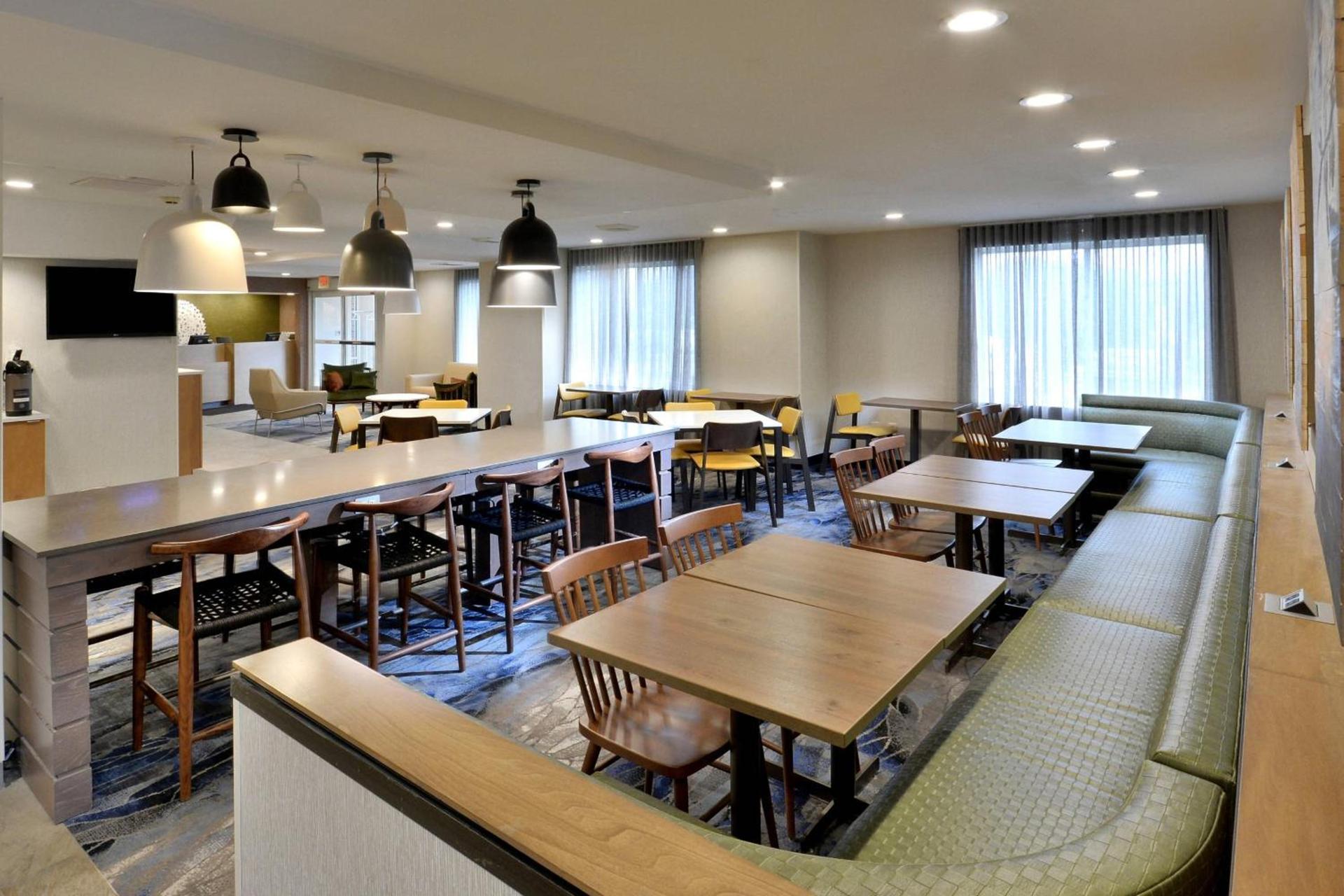 Fairfield Inn Greensboro Airport photo 4