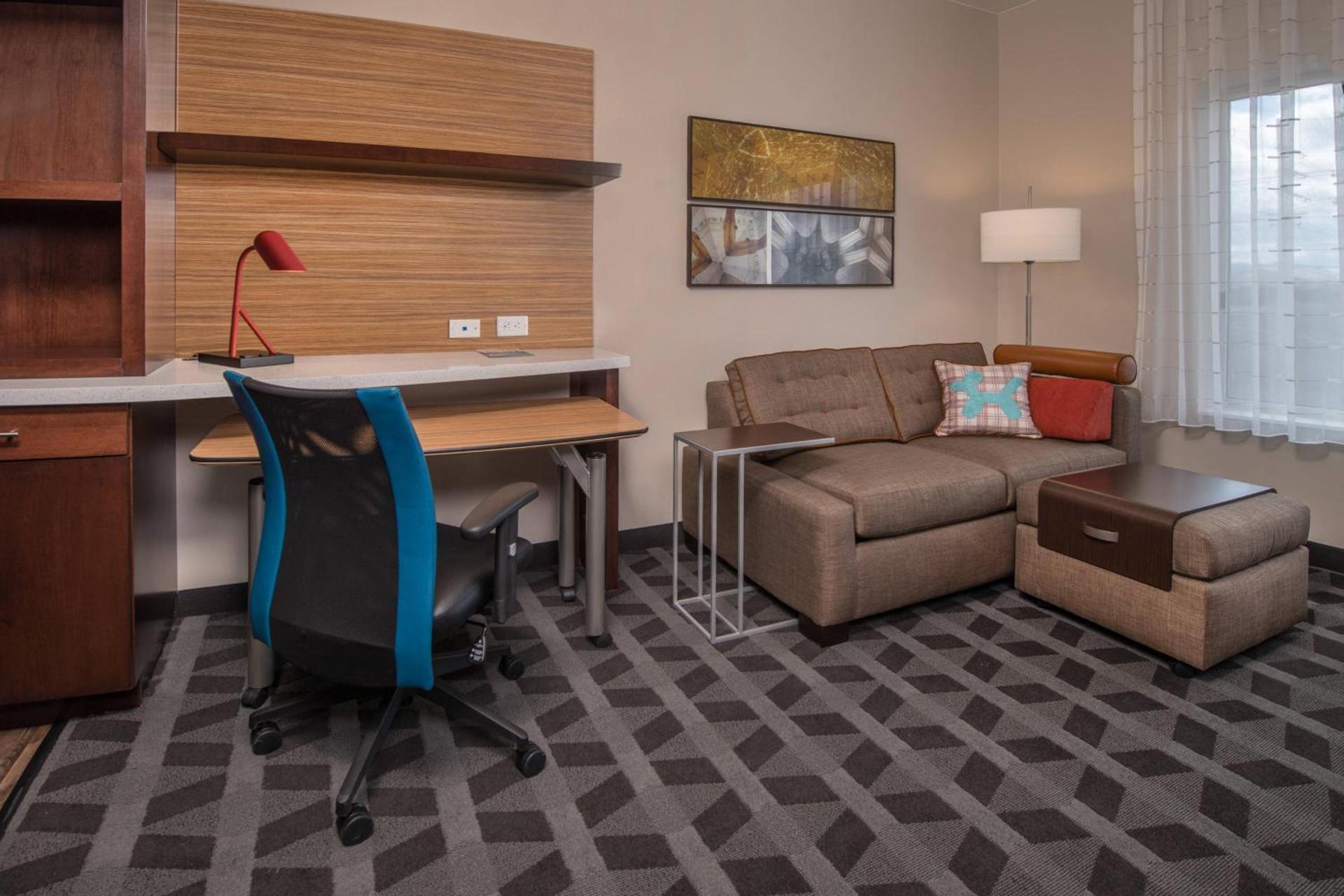 TownePlace Suites by Marriott Altoona photo 15