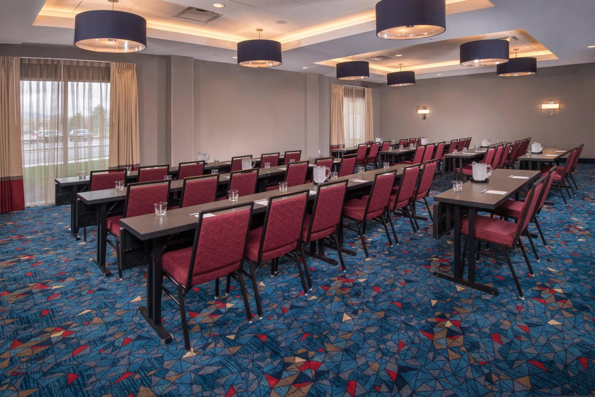 TownePlace Suites by Marriott Altoona photo 40