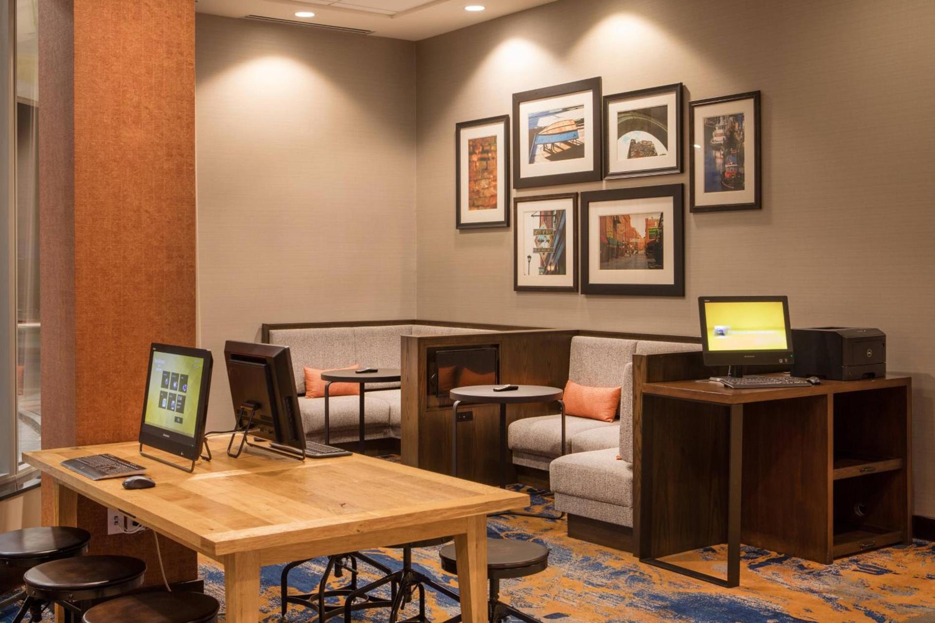 Residence Inn by Marriott Portland Downtown Waterfront photo 28