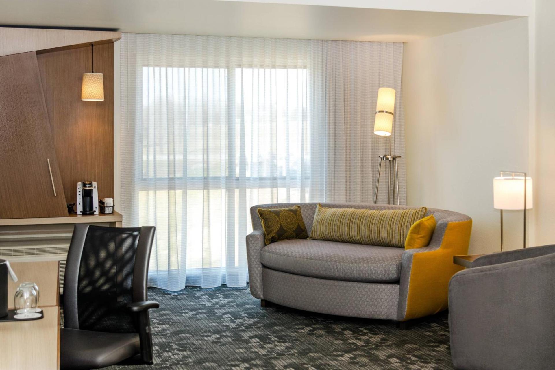 Courtyard by Marriott Somerset photo 8