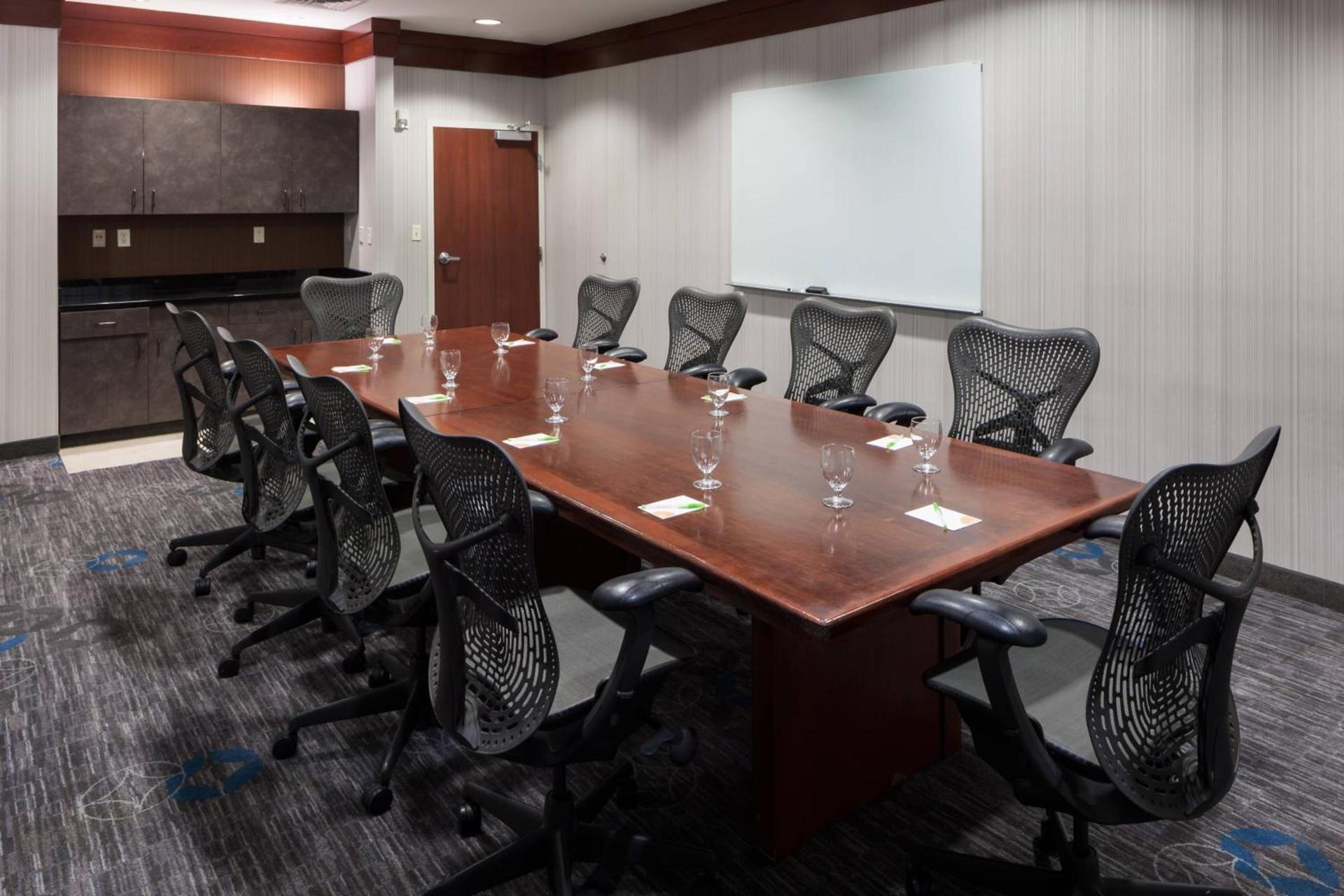 Courtyard by Marriott Santa Clarita Valencia photo 27