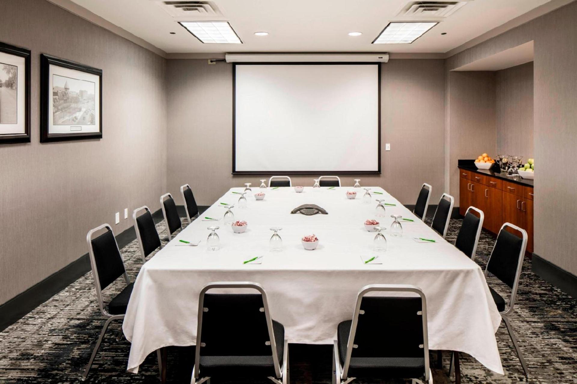 Courtyard by Marriott Boston Brookline photo 27