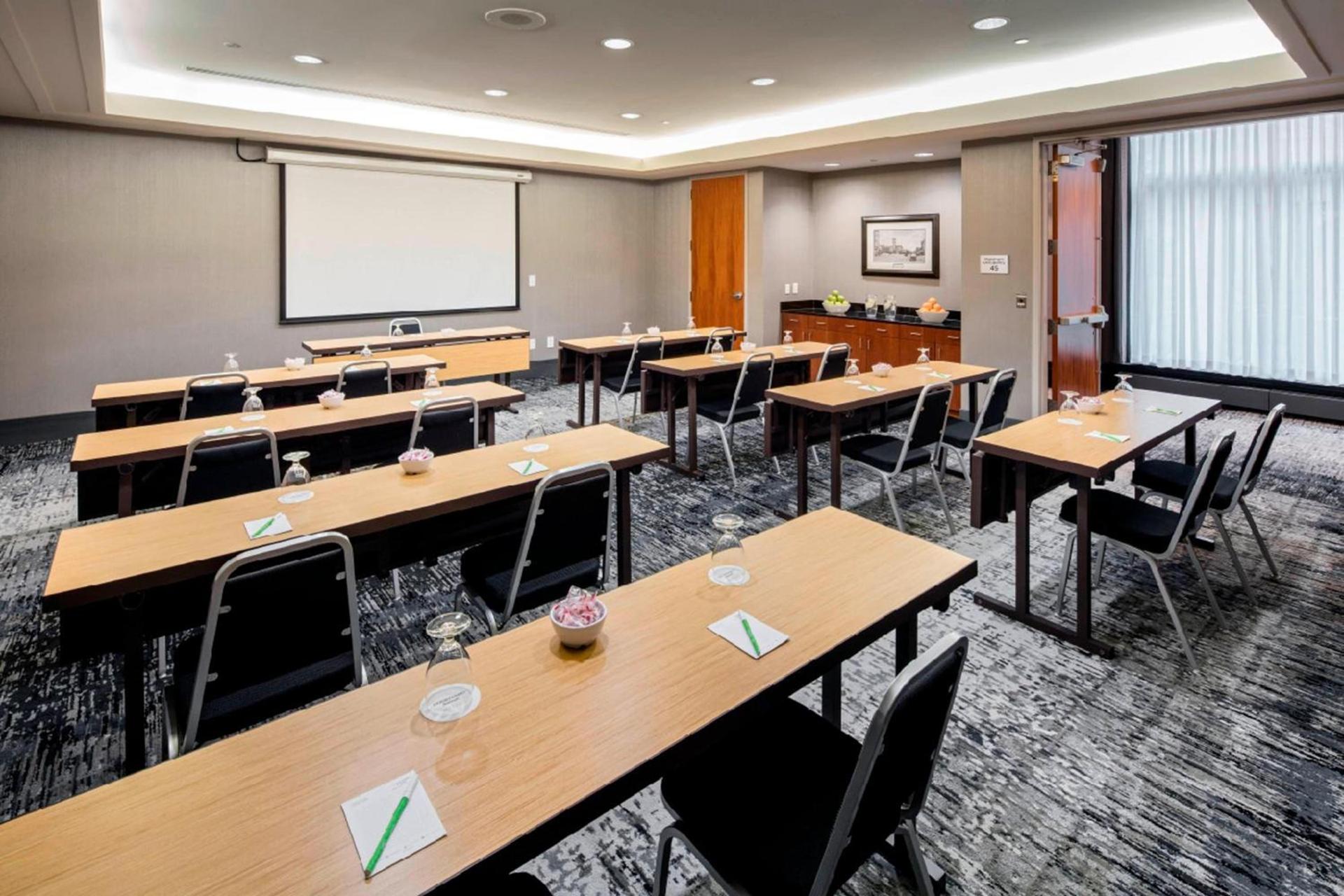 Courtyard by Marriott Boston Brookline photo 28
