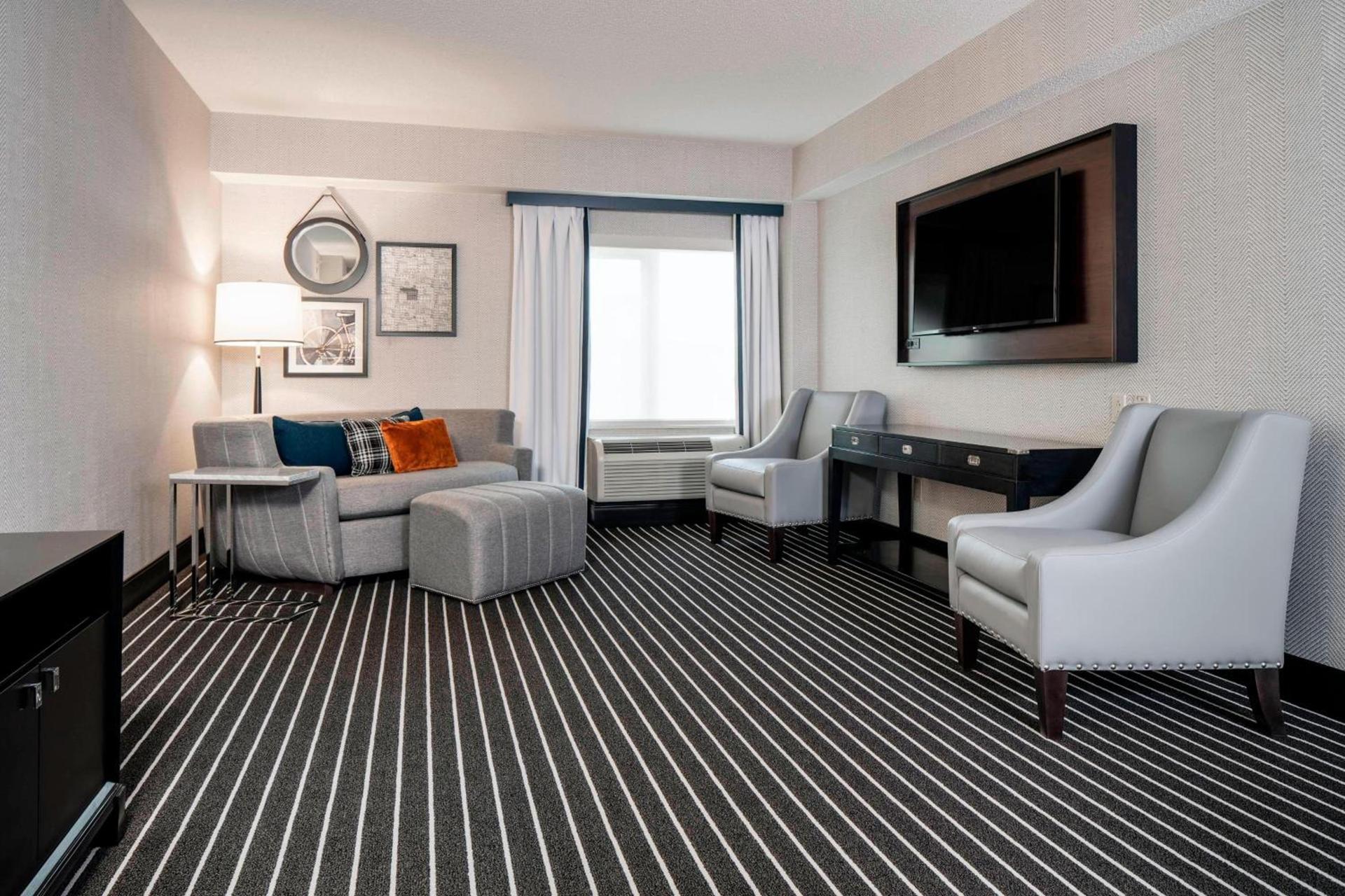 Courtyard by Marriott Boston Brookline photo 11