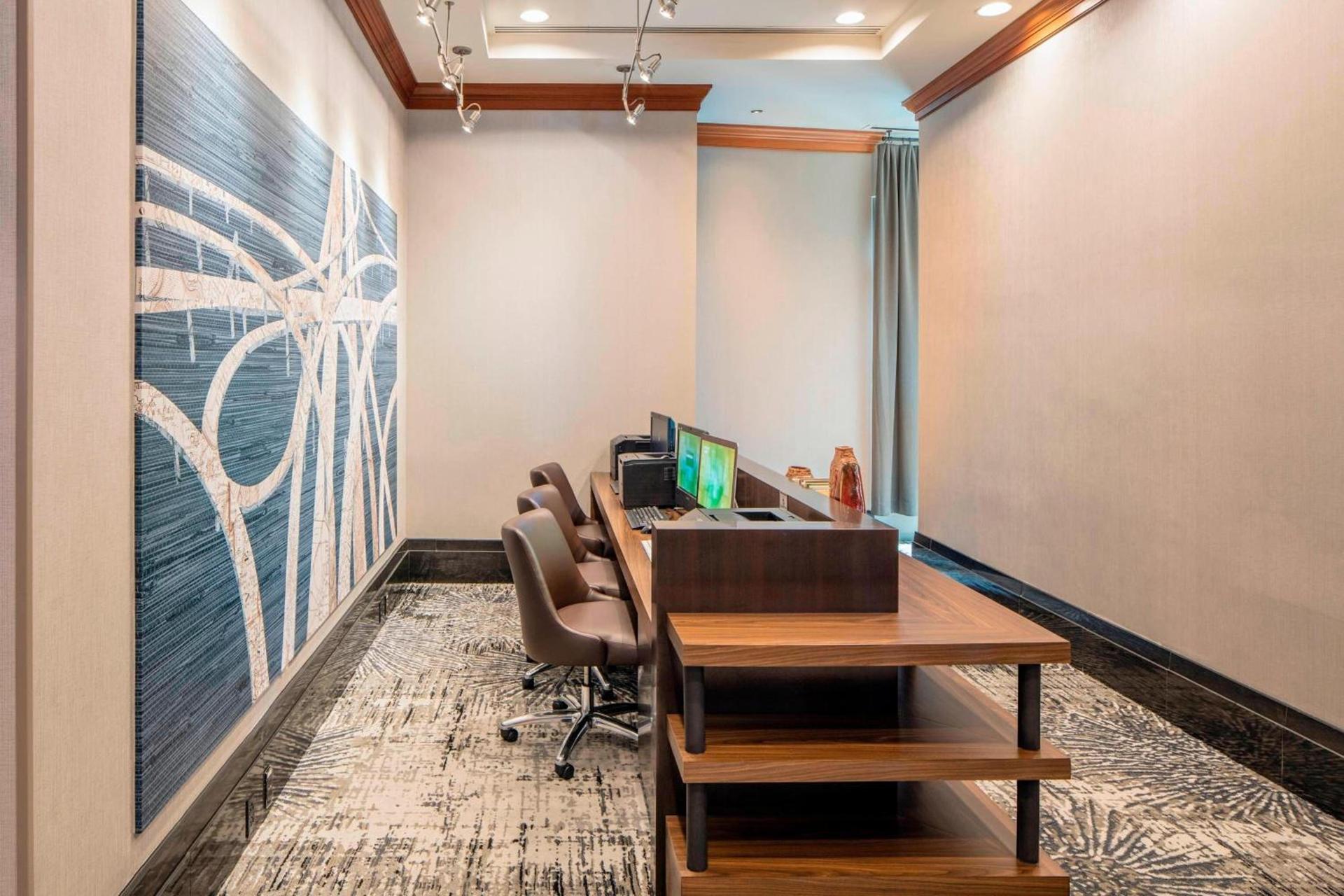 Courtyard by Marriott Boston Brookline photo 13