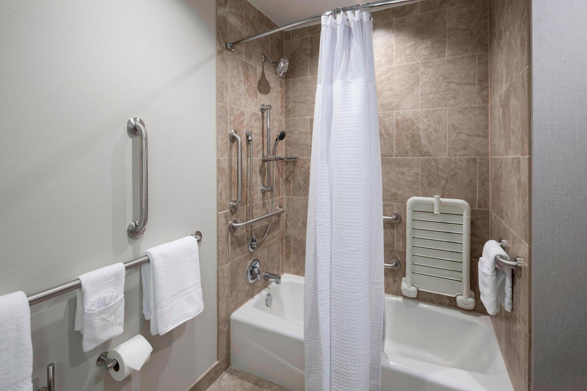 Courtyard by Marriott Dallas Plano/Richardson photo 14
