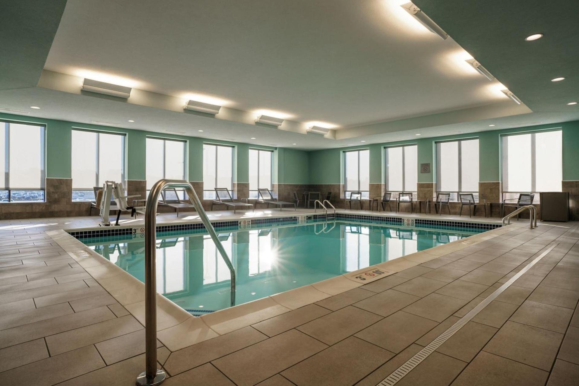 Courtyard by Marriott Indianapolis Fishers photo 41
