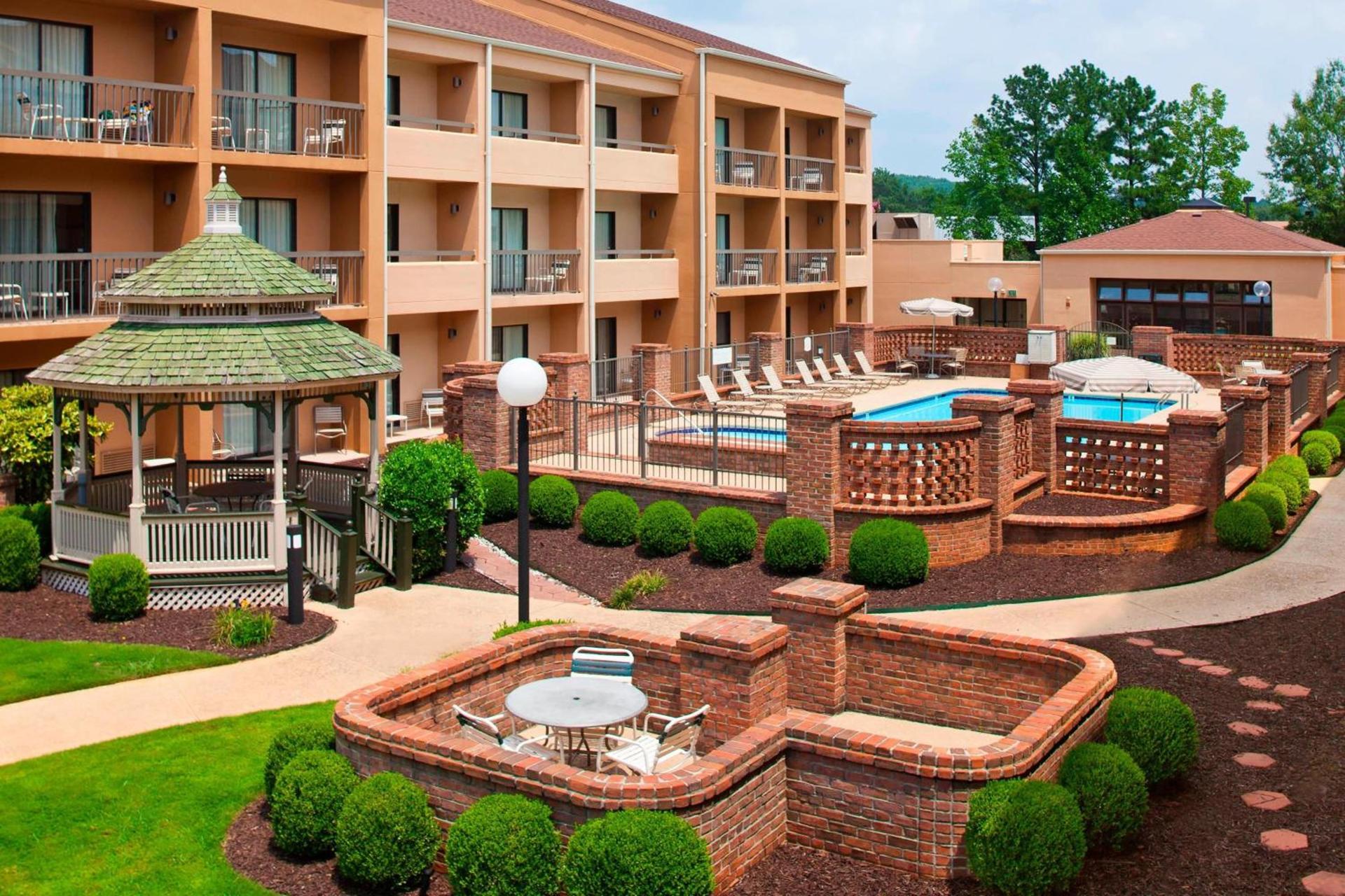 Courtyard by Marriott Huntsville University Drive photo 30