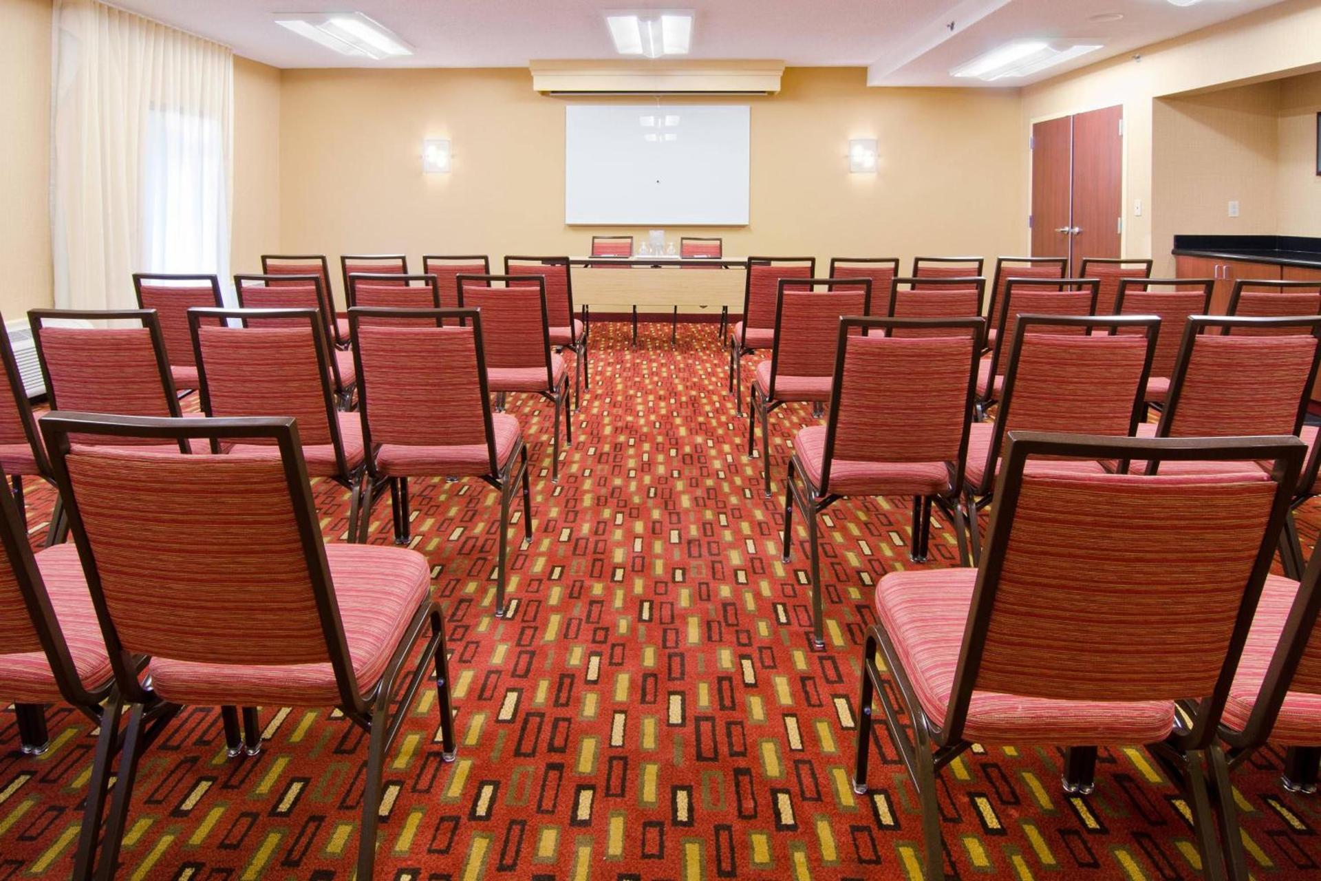 Courtyard by Marriott Huntsville University Drive photo 33