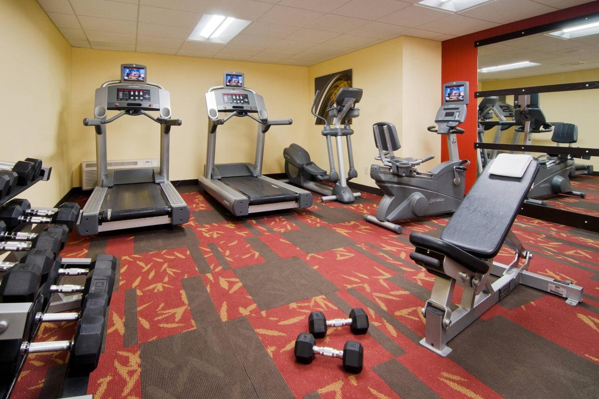 Courtyard by Marriott Huntsville University Drive photo 31