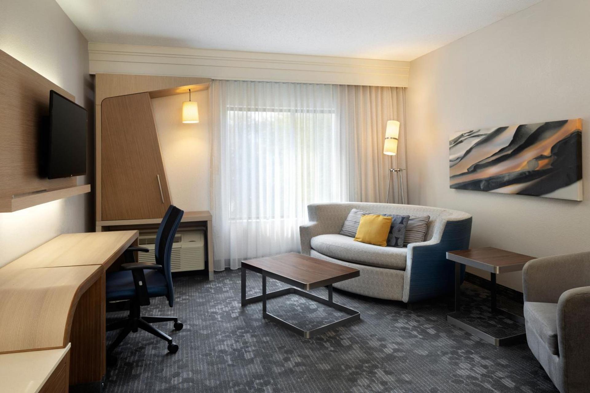 Courtyard by Marriott- Austin Round Rock photo 10