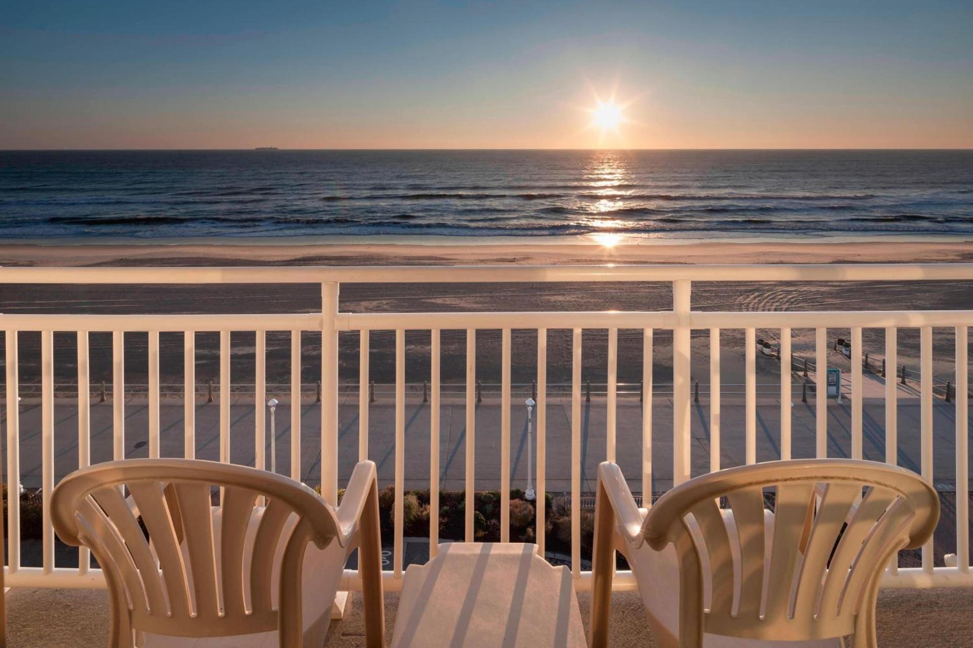 Courtyard by Marriott Virginia Beach Oceanfront North 37th Street photo 15