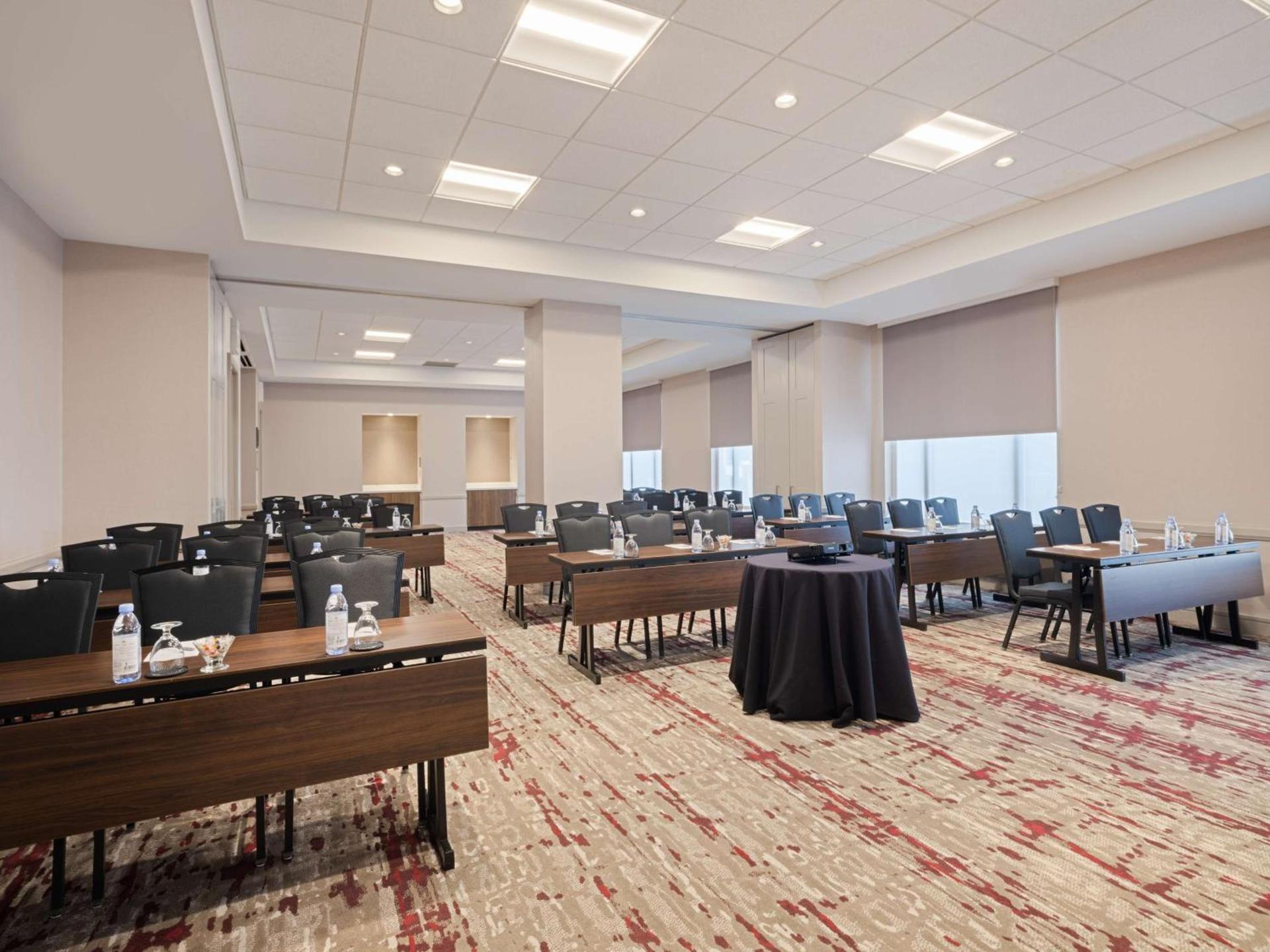 Hilton Garden Inn Chicago Downtown/Magnificent Mile photo 41